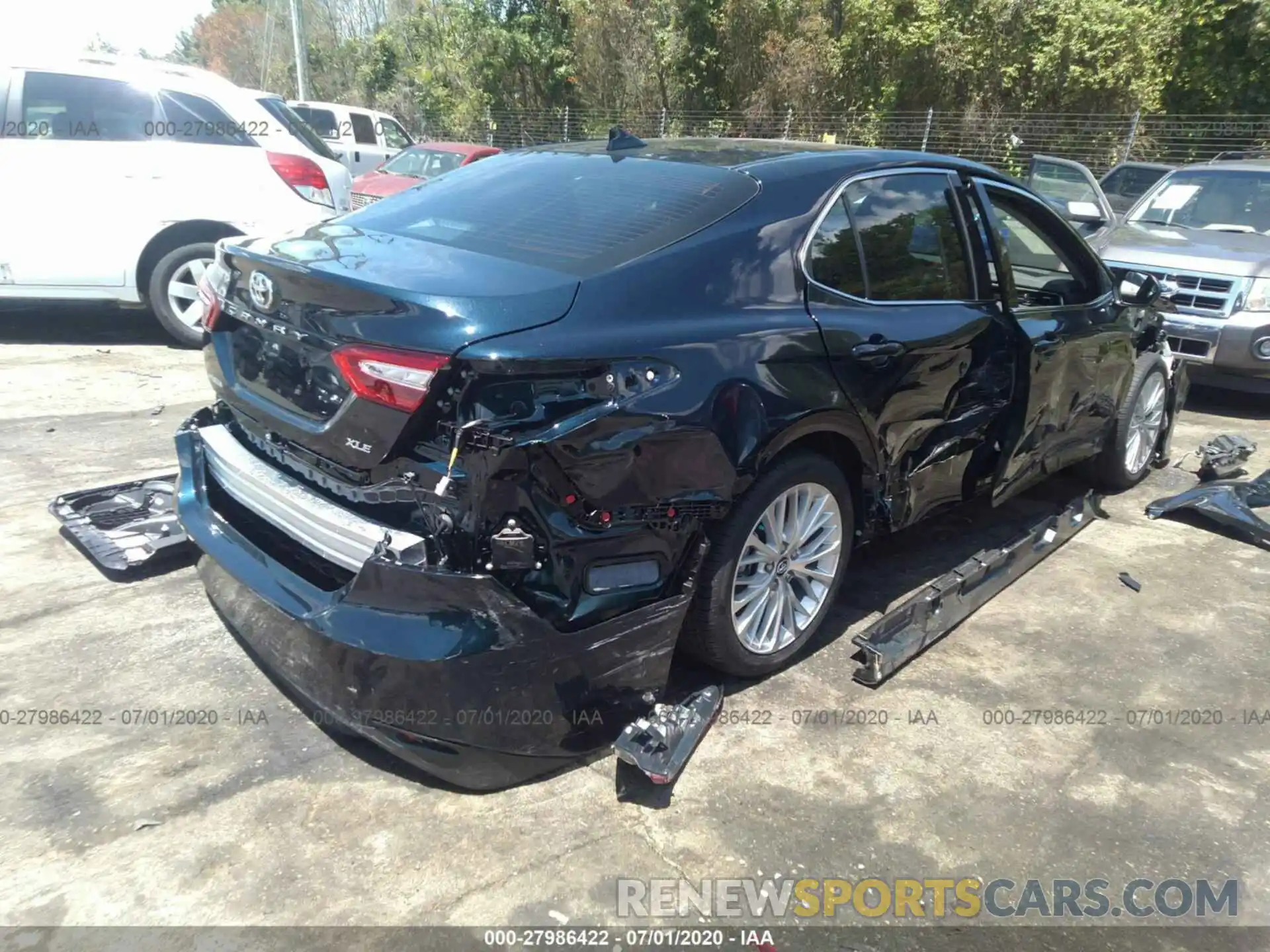 4 Photograph of a damaged car 4T1F11AK6LU941197 TOYOTA CAMRY 2020