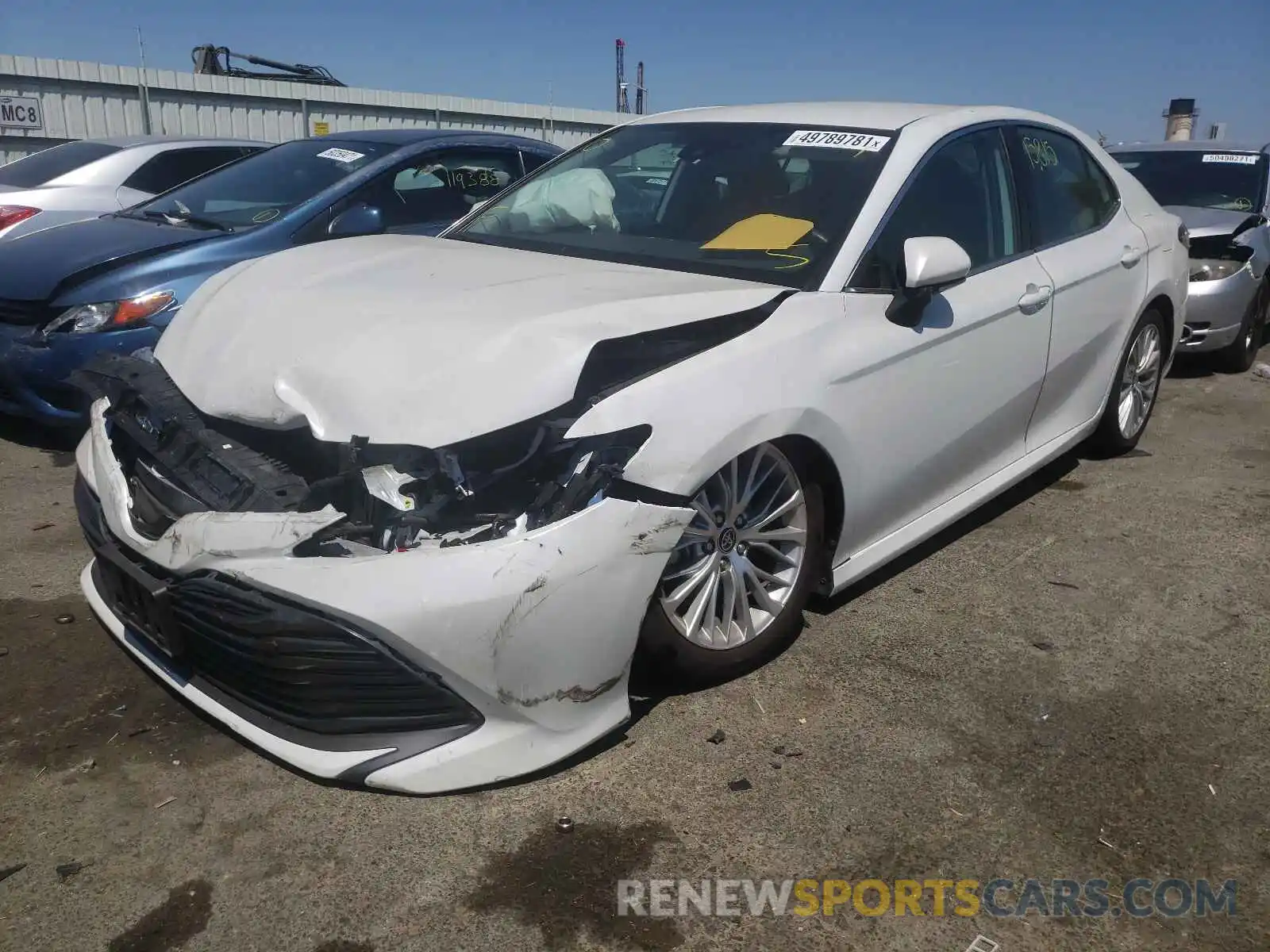 2 Photograph of a damaged car 4T1F11AK6LU967556 TOYOTA CAMRY 2020