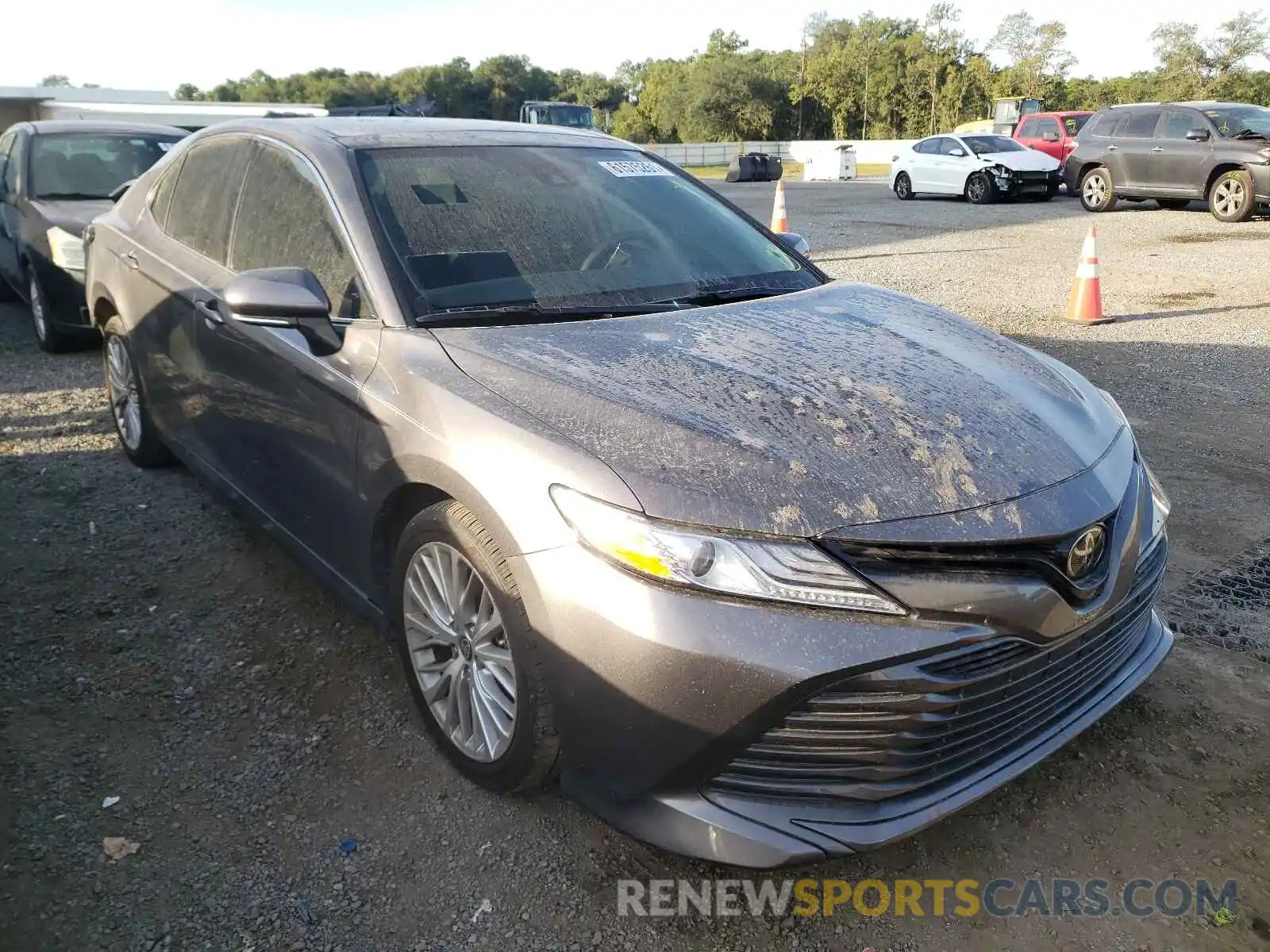 1 Photograph of a damaged car 4T1F11AK6LU994689 TOYOTA CAMRY 2020