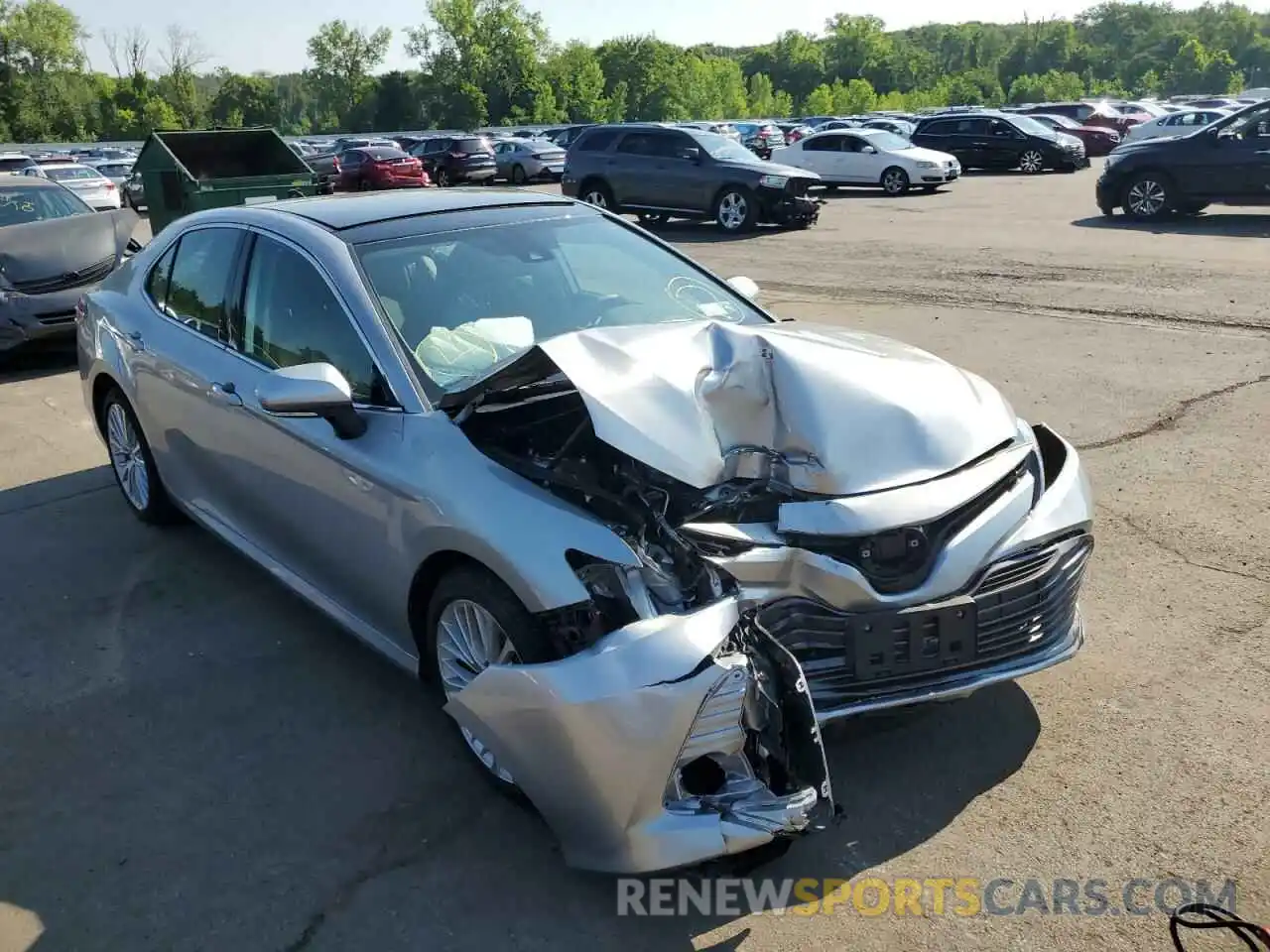 1 Photograph of a damaged car 4T1F11AK7LU375258 TOYOTA CAMRY 2020