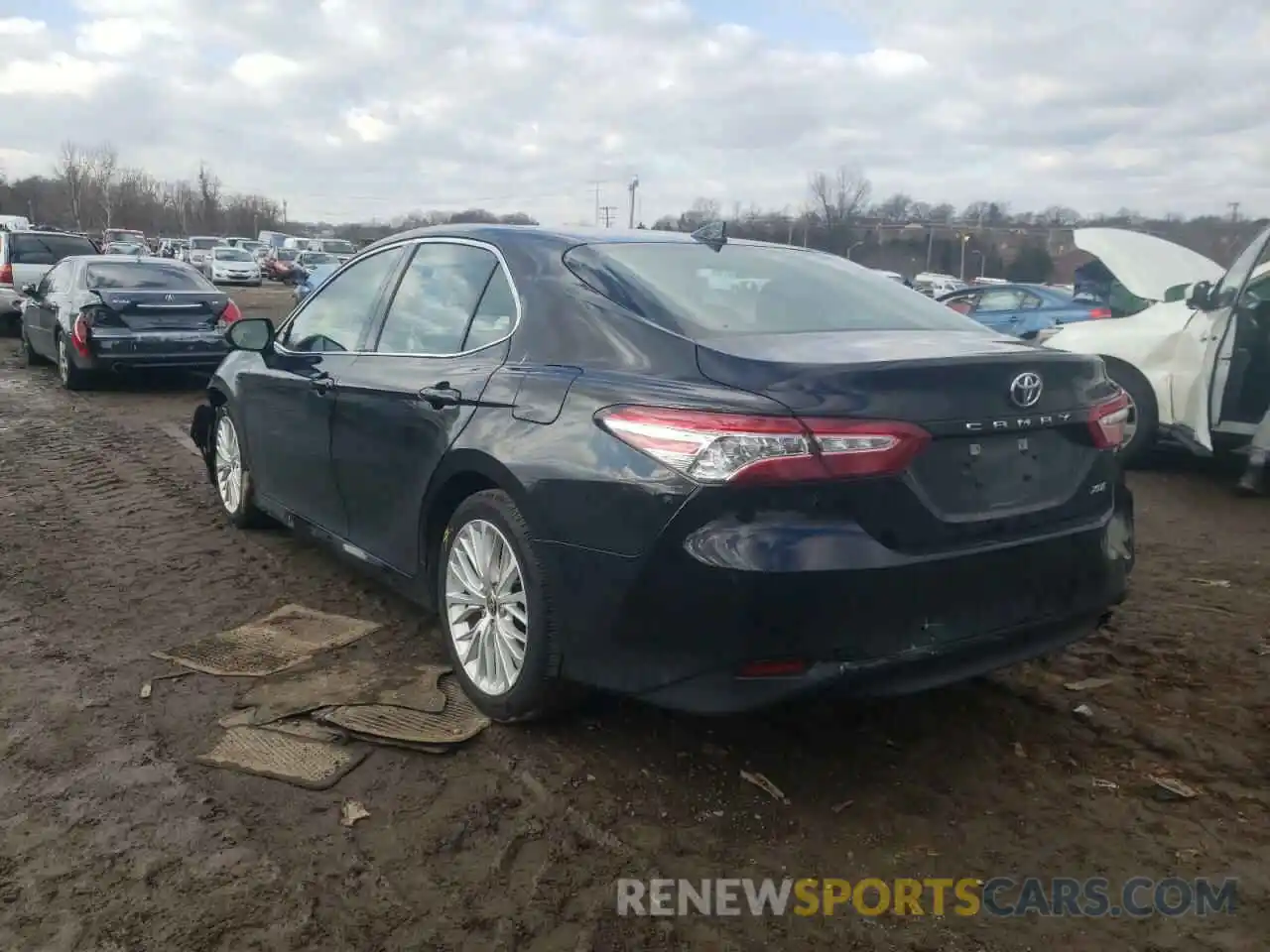 3 Photograph of a damaged car 4T1F11AK7LU386650 TOYOTA CAMRY 2020