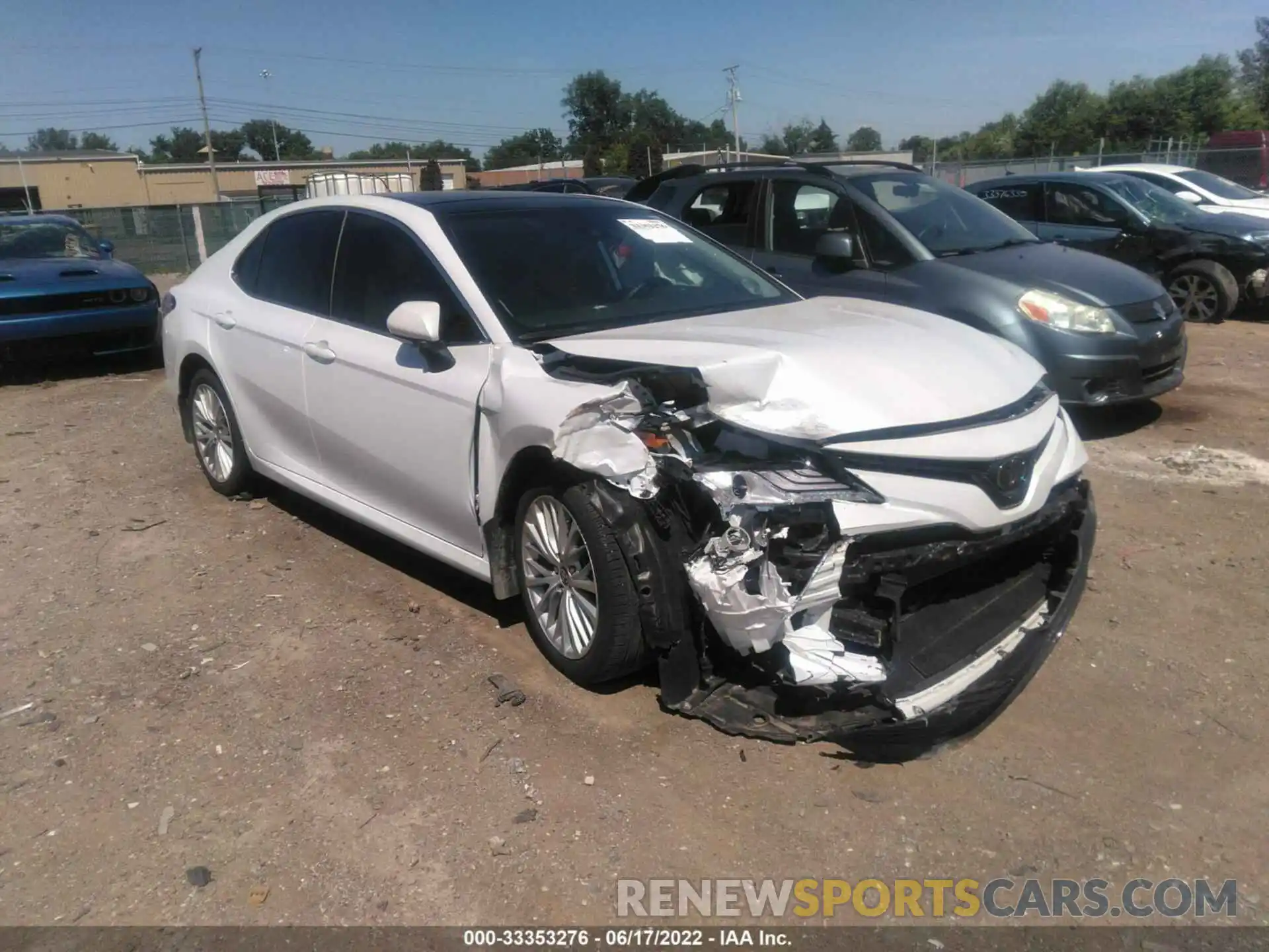 1 Photograph of a damaged car 4T1F11AK7LU507290 TOYOTA CAMRY 2020