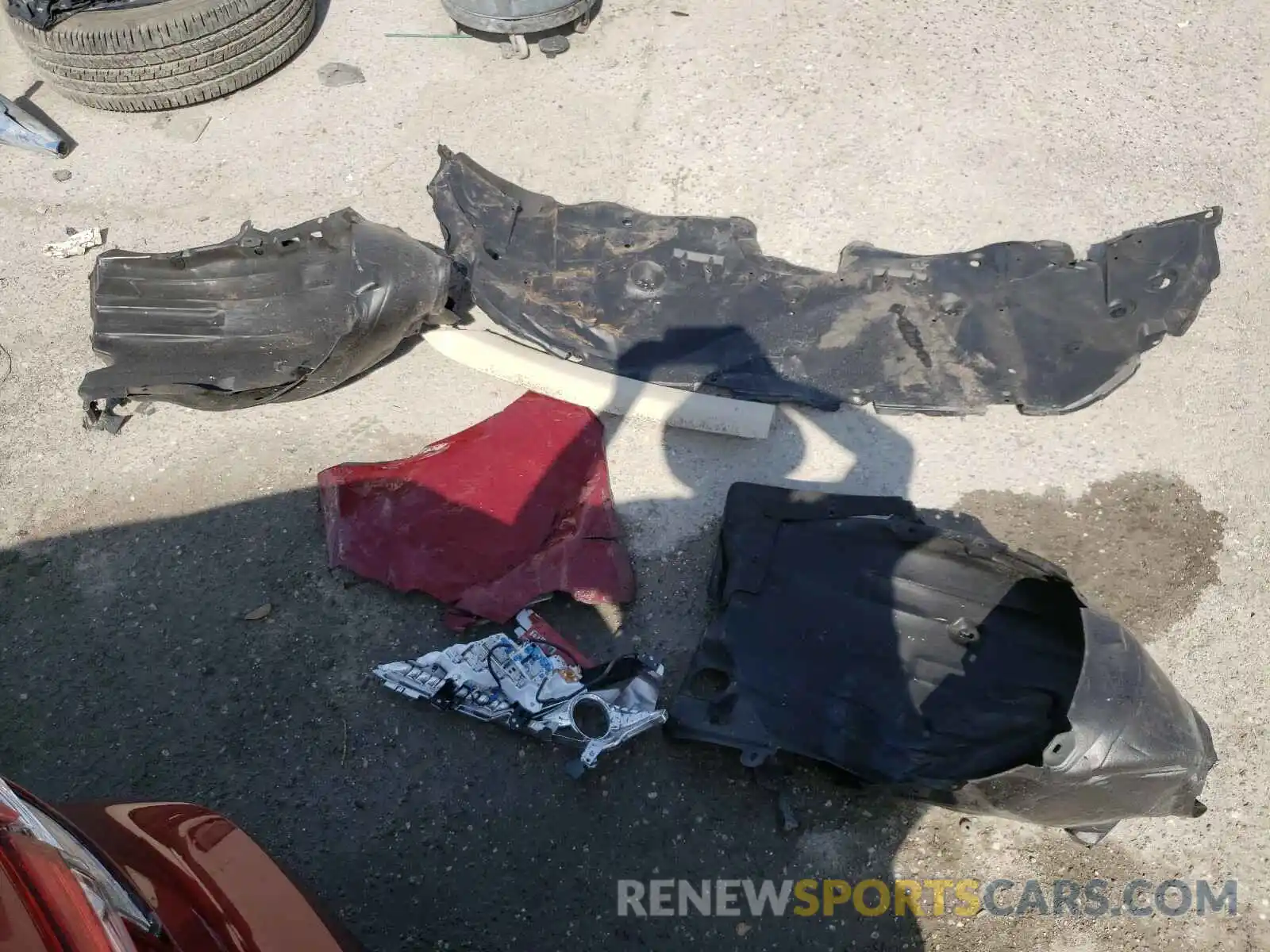 9 Photograph of a damaged car 4T1F11AK8LU389153 TOYOTA CAMRY 2020