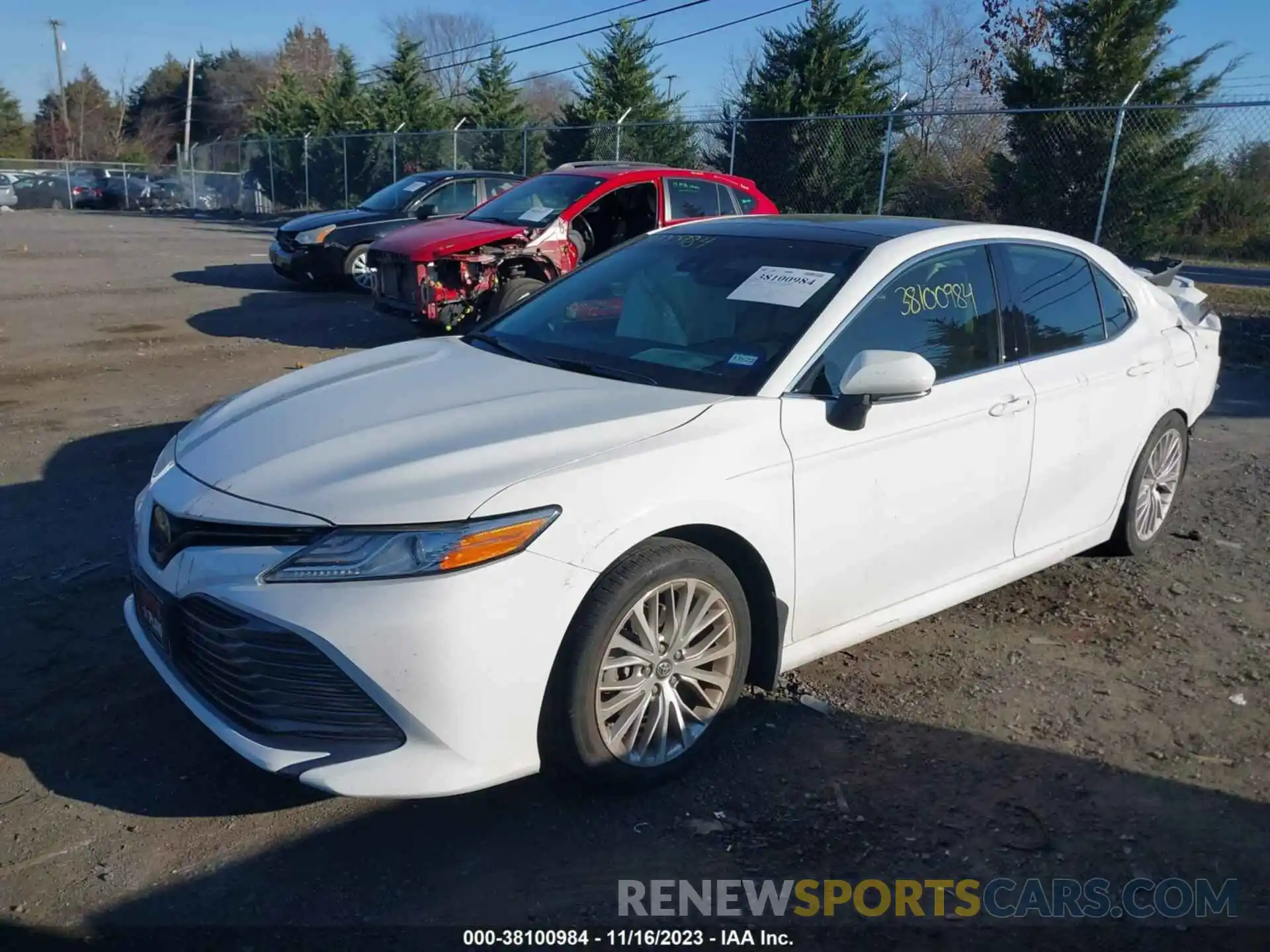 2 Photograph of a damaged car 4T1F11AK8LU866809 TOYOTA CAMRY 2020