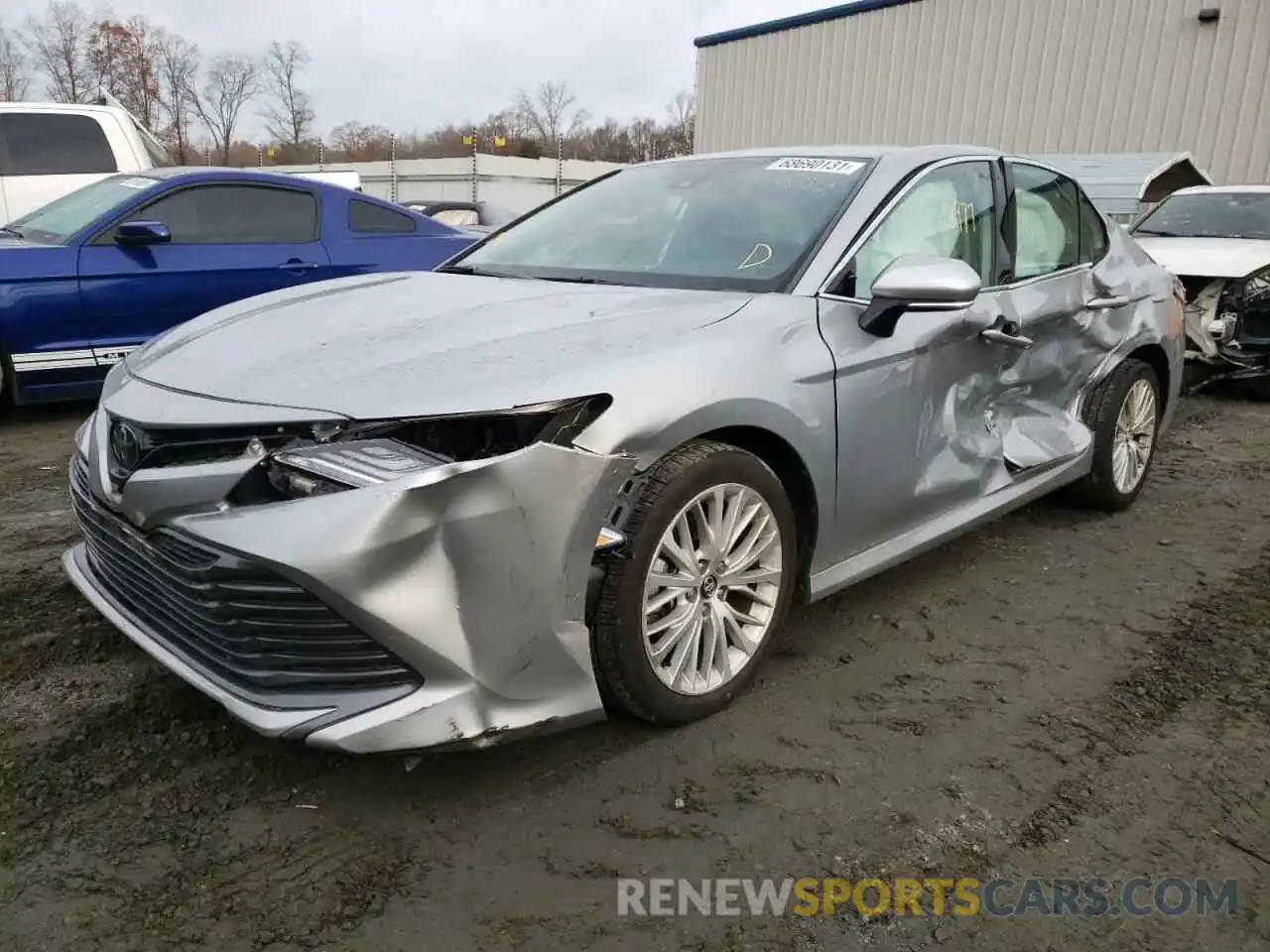 2 Photograph of a damaged car 4T1F11AK8LU894173 TOYOTA CAMRY 2020