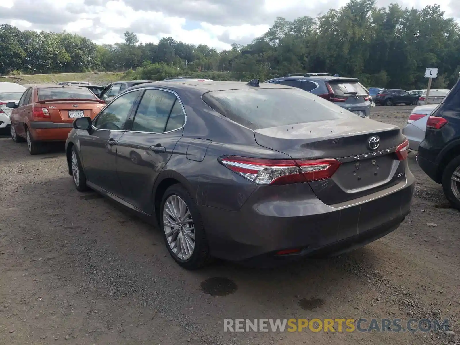 3 Photograph of a damaged car 4T1F11AK9LU300819 TOYOTA CAMRY 2020