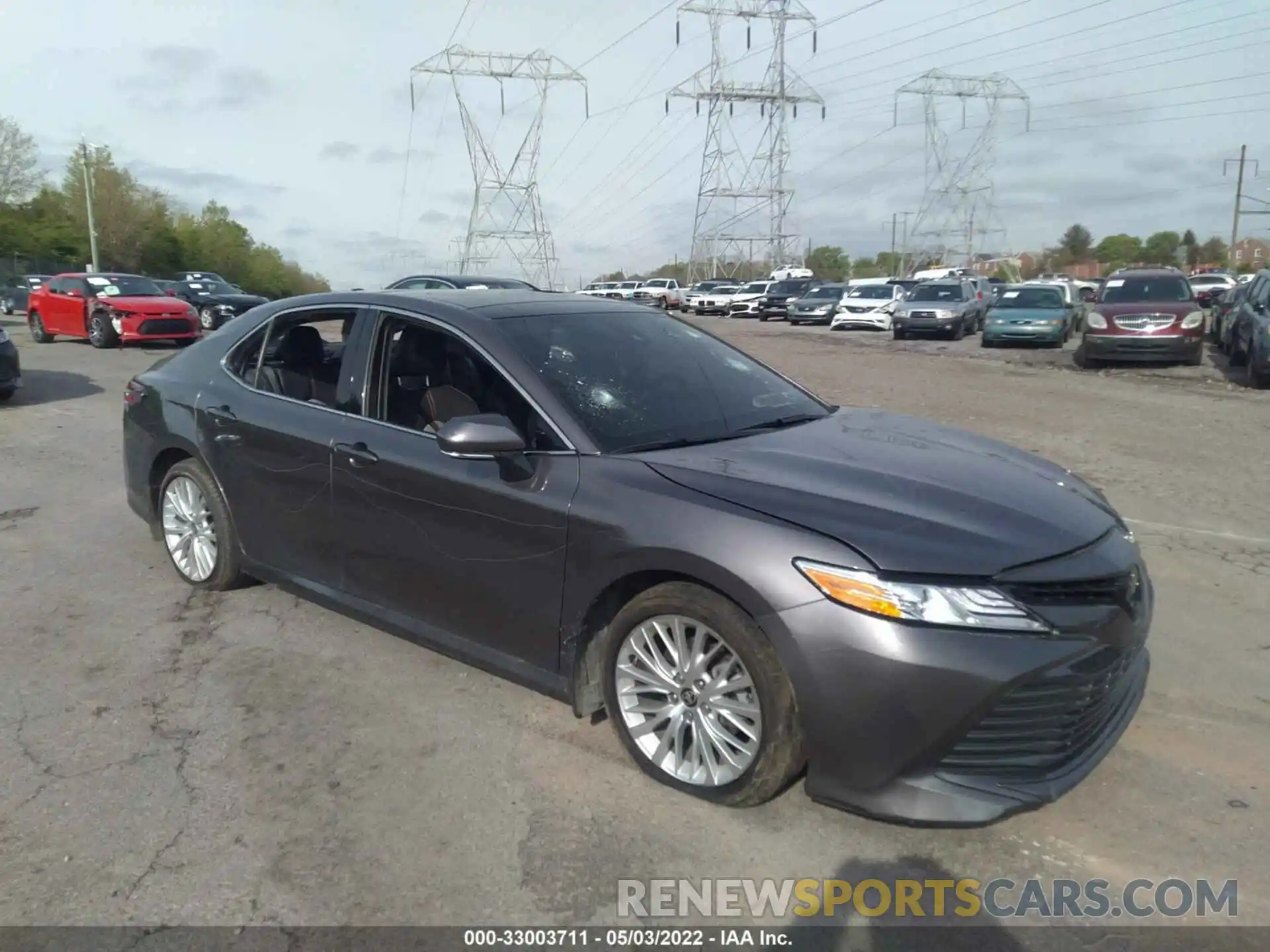 1 Photograph of a damaged car 4T1F11AK9LU377013 TOYOTA CAMRY 2020