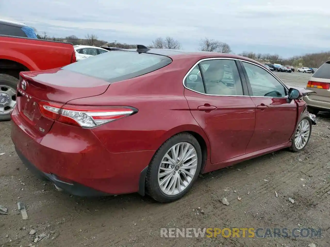 3 Photograph of a damaged car 4T1F11AK9LU510580 TOYOTA CAMRY 2020