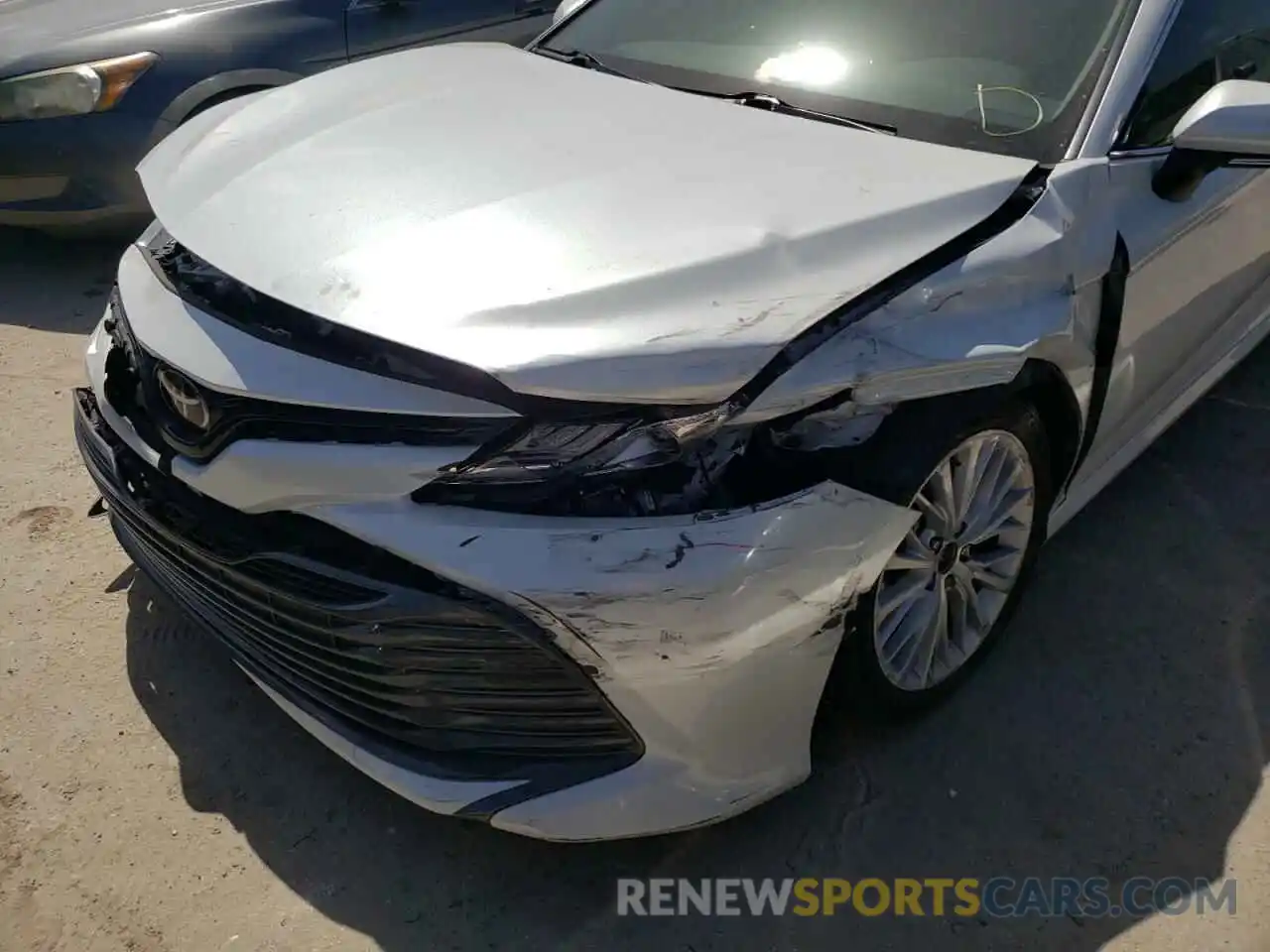 9 Photograph of a damaged car 4T1F11AK9LU930033 TOYOTA CAMRY 2020