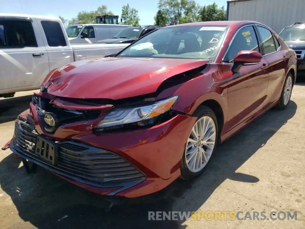 2 Photograph of a damaged car 4T1F11AKXLU302885 TOYOTA CAMRY 2020