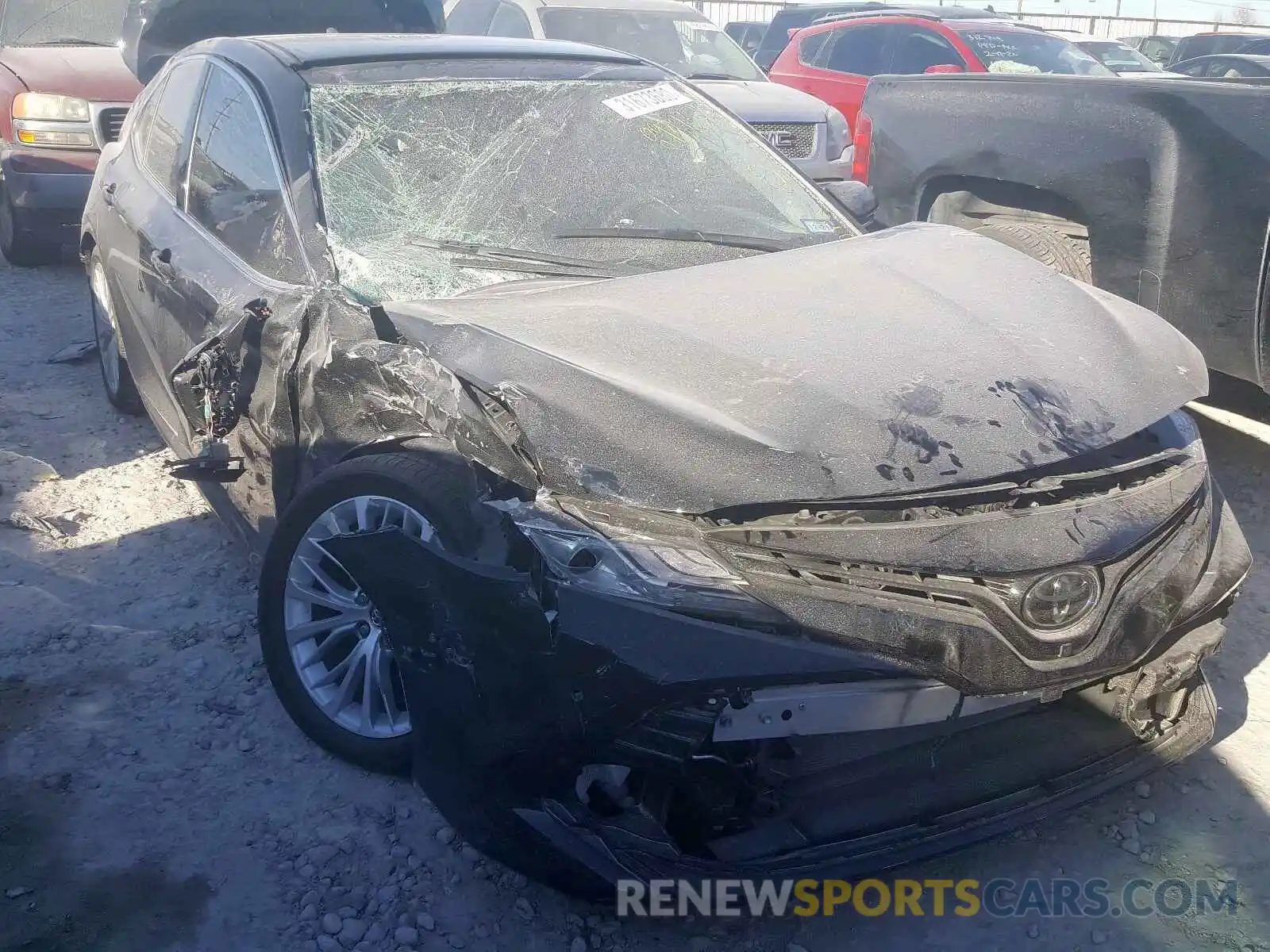 1 Photograph of a damaged car 4T1F11AKXLU893932 TOYOTA CAMRY 2020