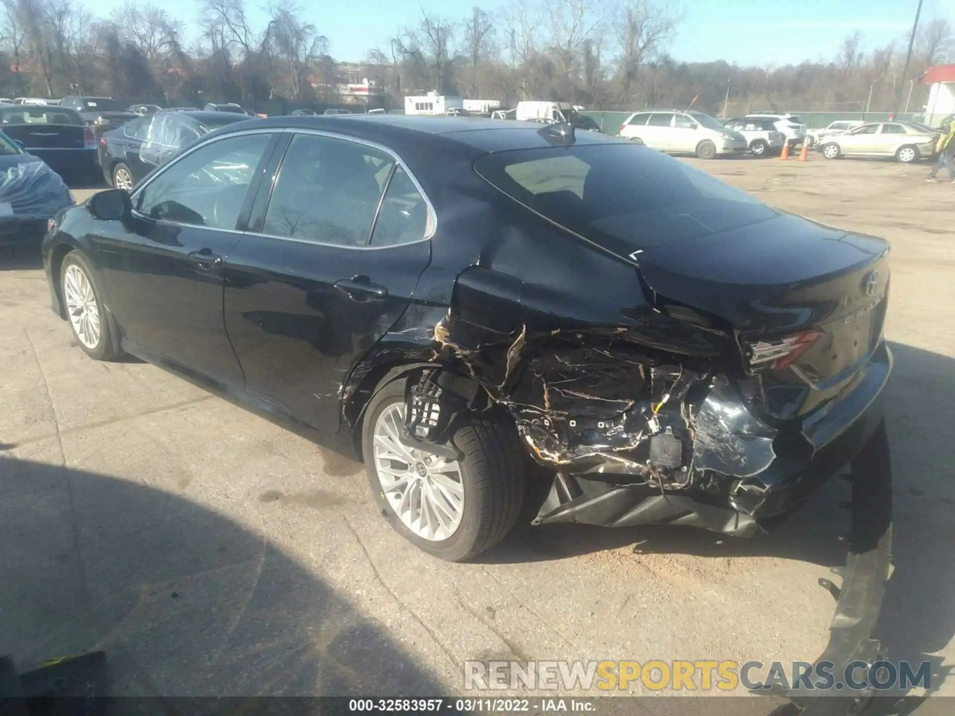 3 Photograph of a damaged car 4T1F11AKXLU990015 TOYOTA CAMRY 2020