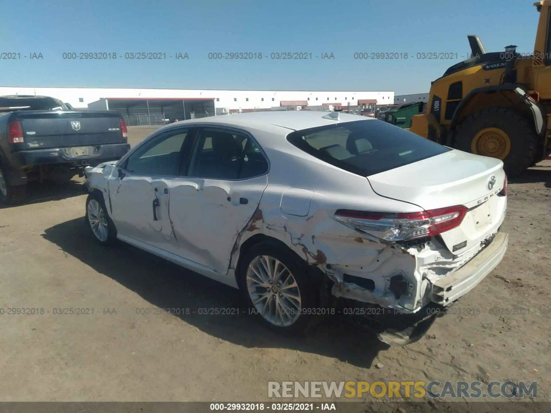 3 Photograph of a damaged car 4T1F11BK1LU004269 TOYOTA CAMRY 2020