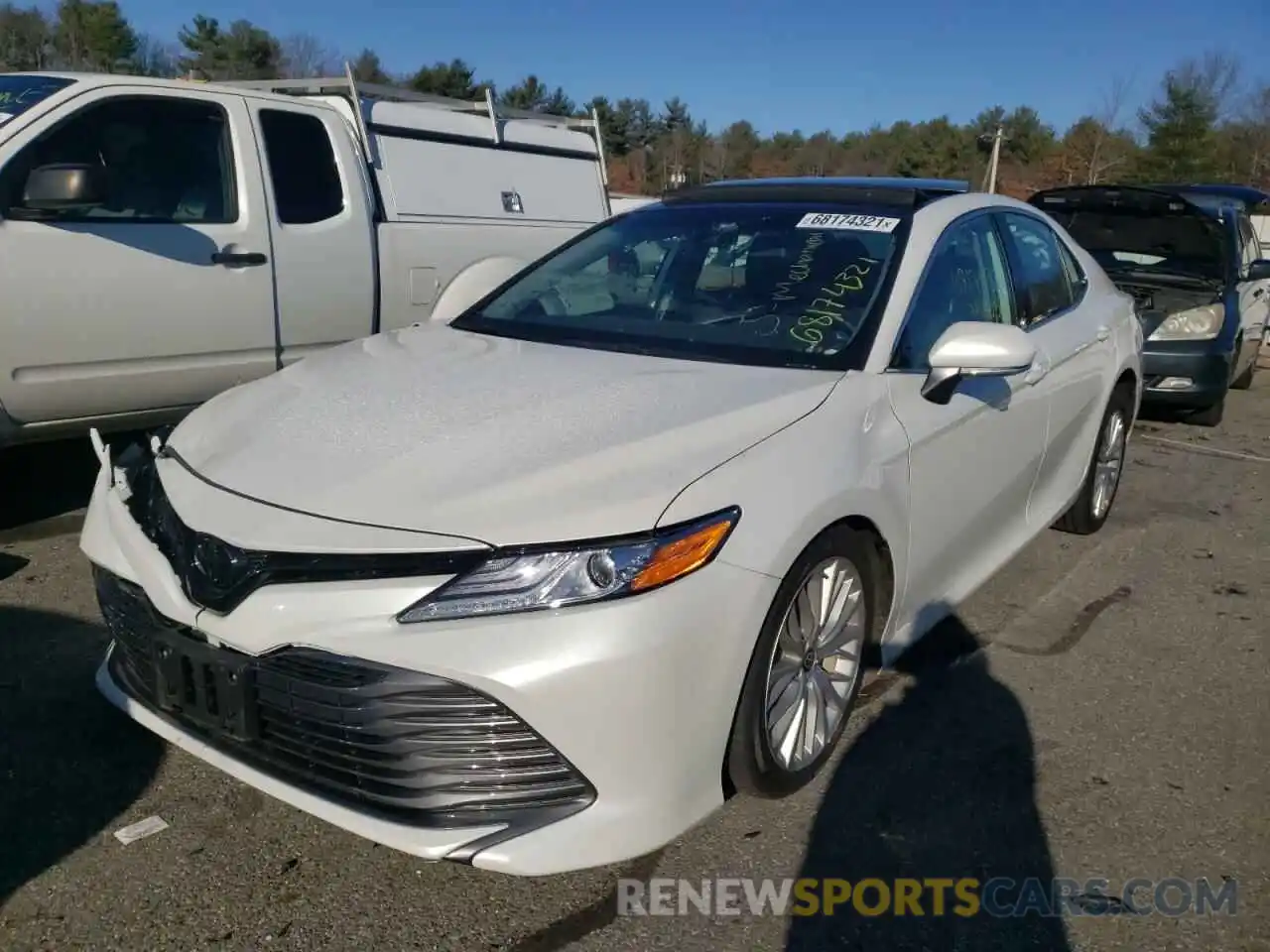 2 Photograph of a damaged car 4T1F11BK2LU018598 TOYOTA CAMRY 2020