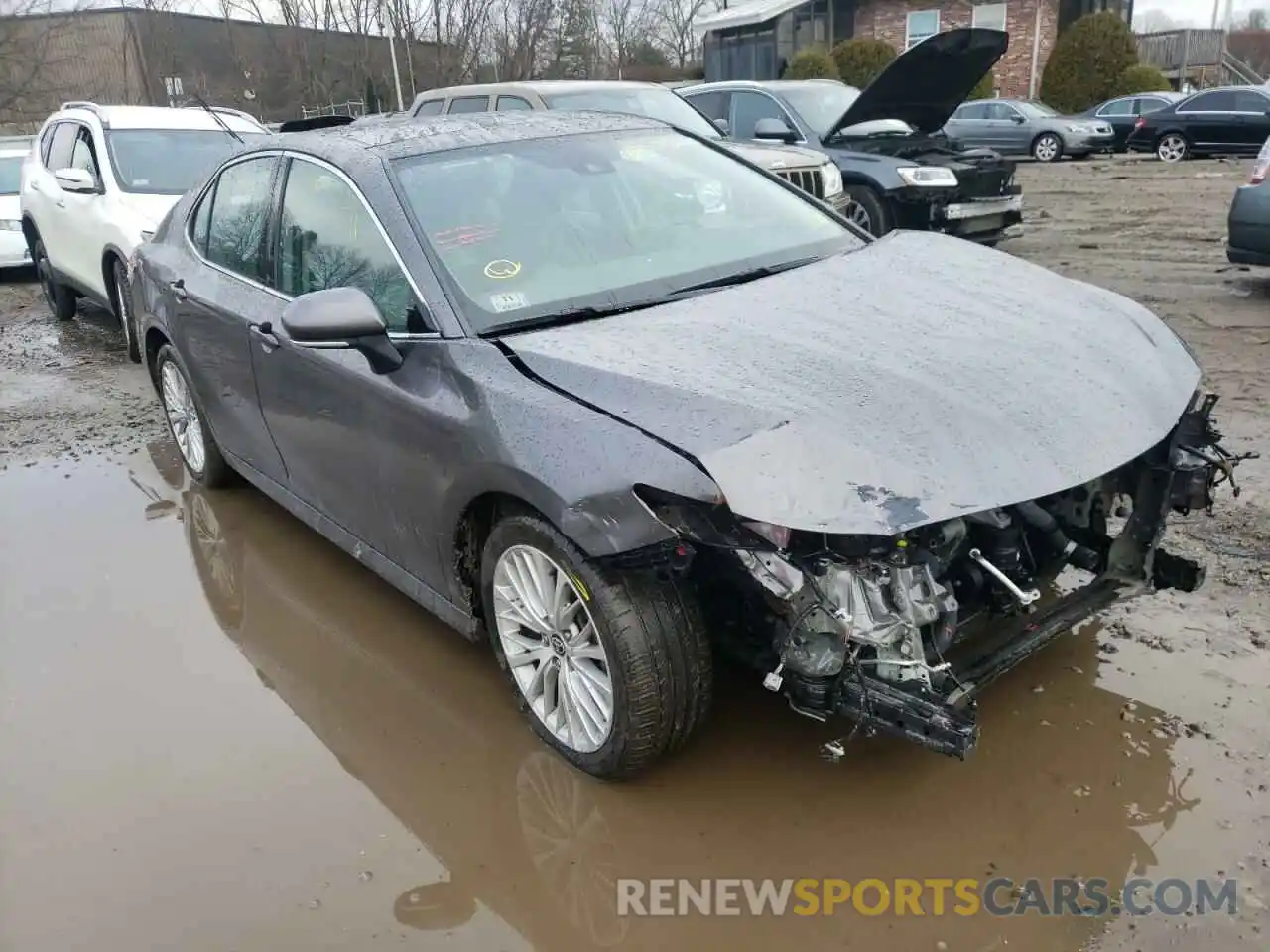 1 Photograph of a damaged car 4T1F11BK5LU005411 TOYOTA CAMRY 2020