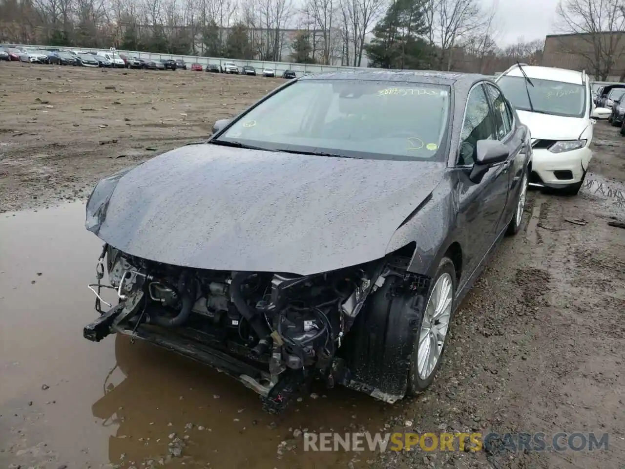 9 Photograph of a damaged car 4T1F11BK5LU005411 TOYOTA CAMRY 2020