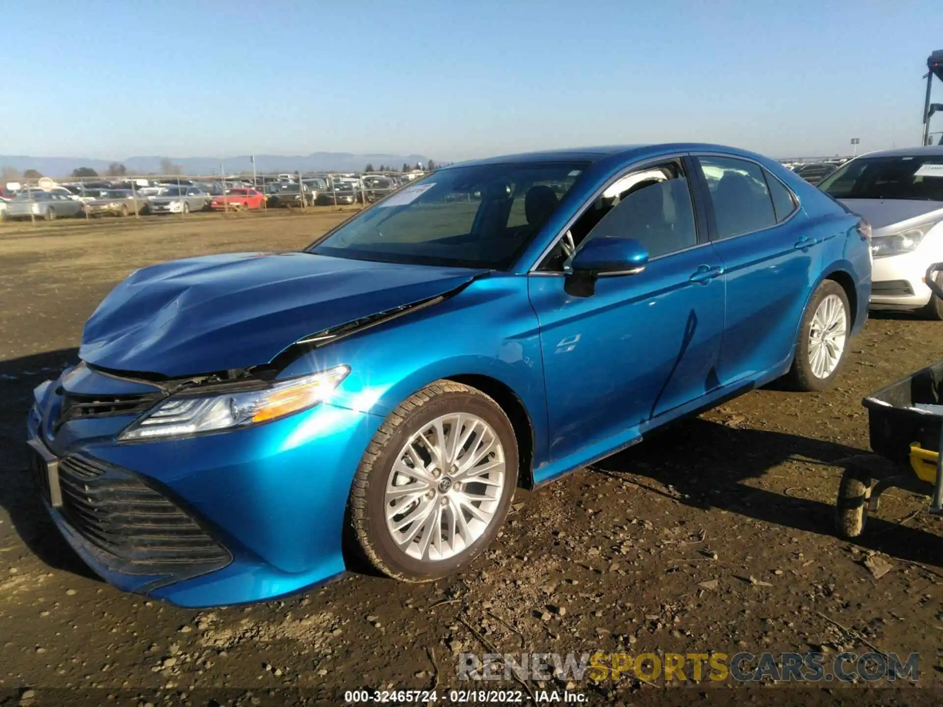 2 Photograph of a damaged car 4T1F11BK8LU008643 TOYOTA CAMRY 2020