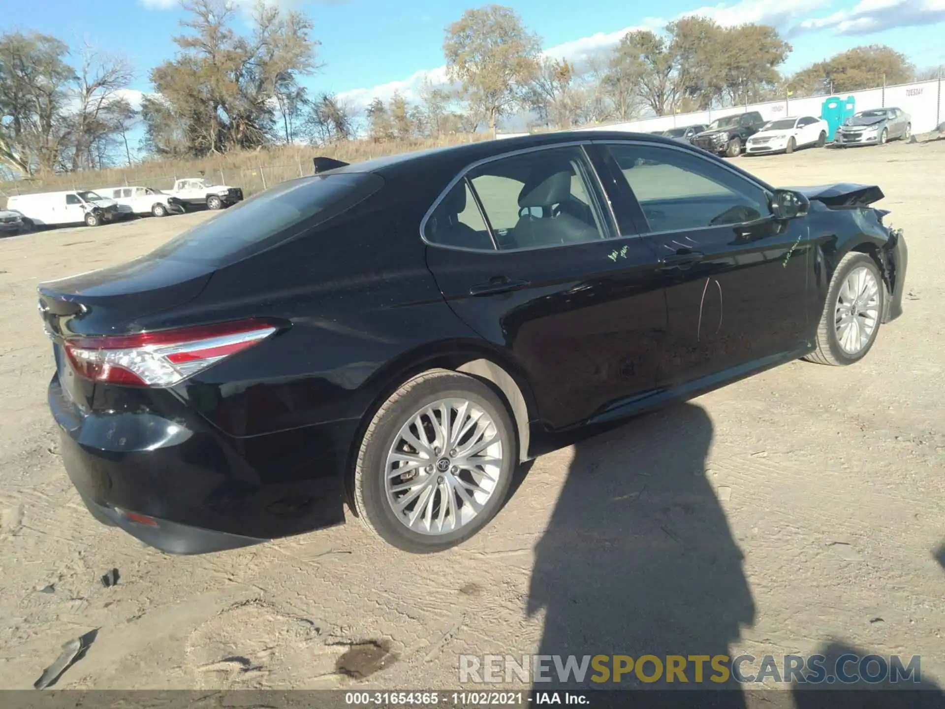 4 Photograph of a damaged car 4T1F11BKXLU001497 TOYOTA CAMRY 2020