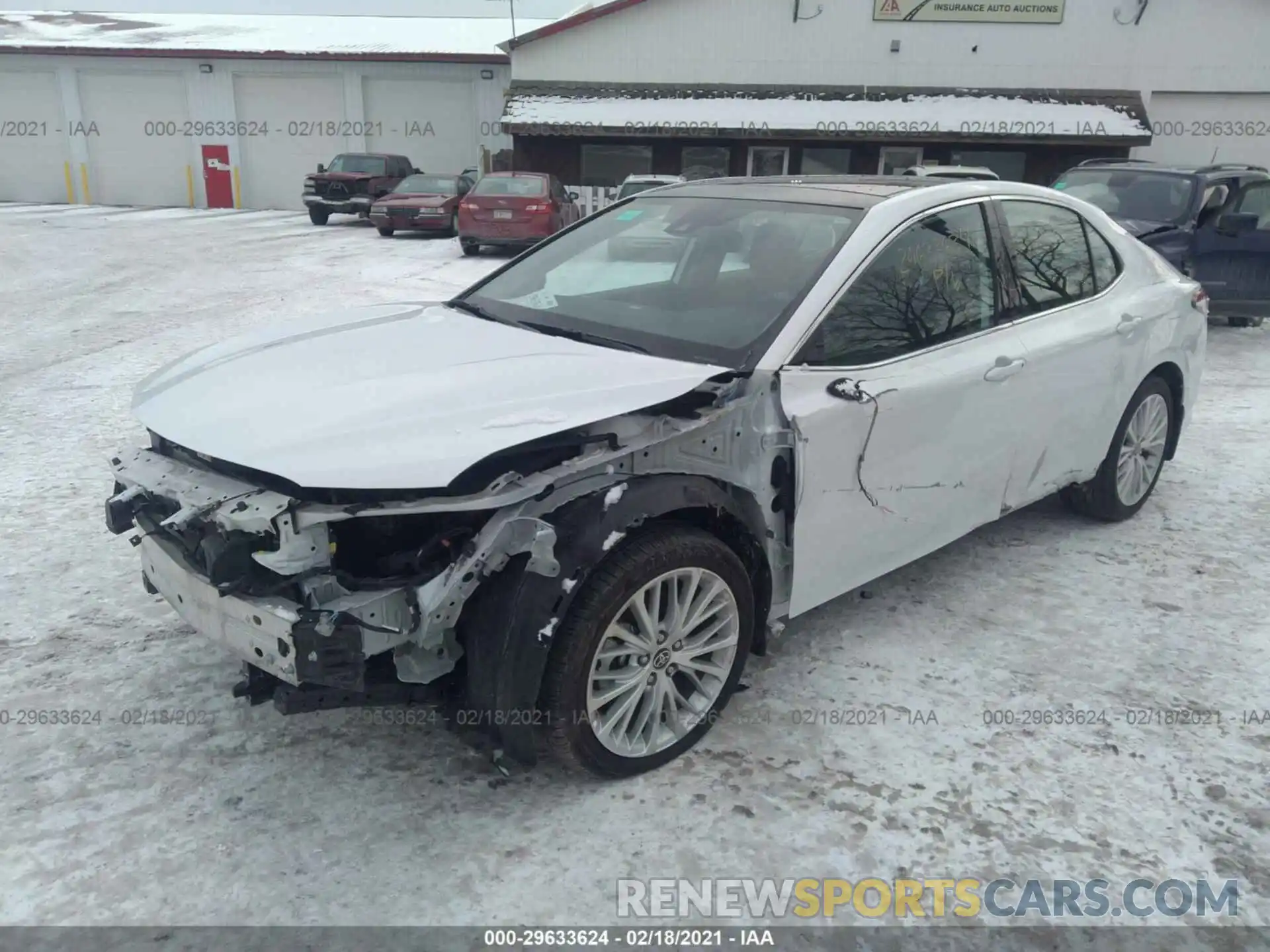 2 Photograph of a damaged car 4T1F11BKXLU003962 TOYOTA CAMRY 2020