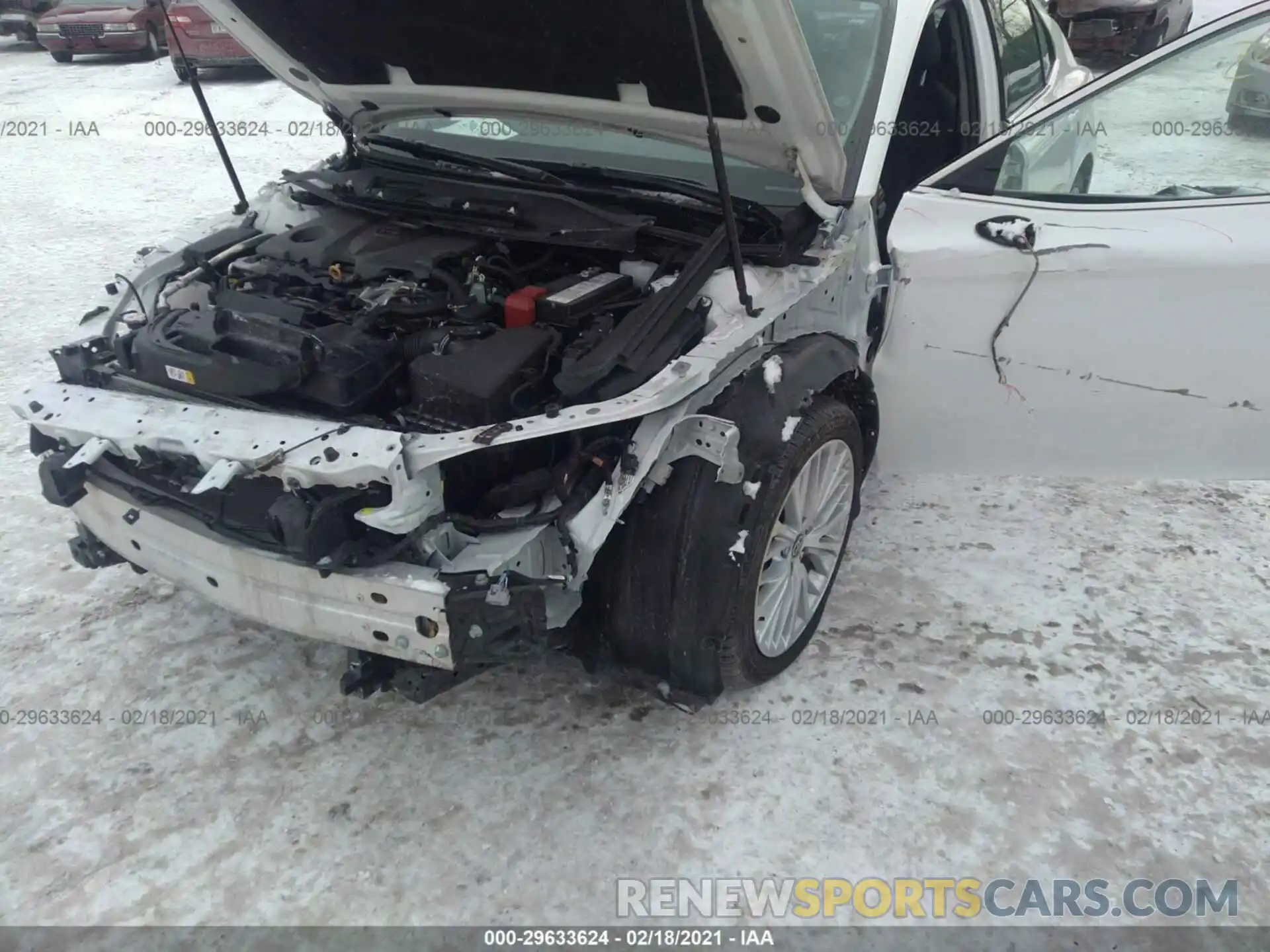 6 Photograph of a damaged car 4T1F11BKXLU003962 TOYOTA CAMRY 2020