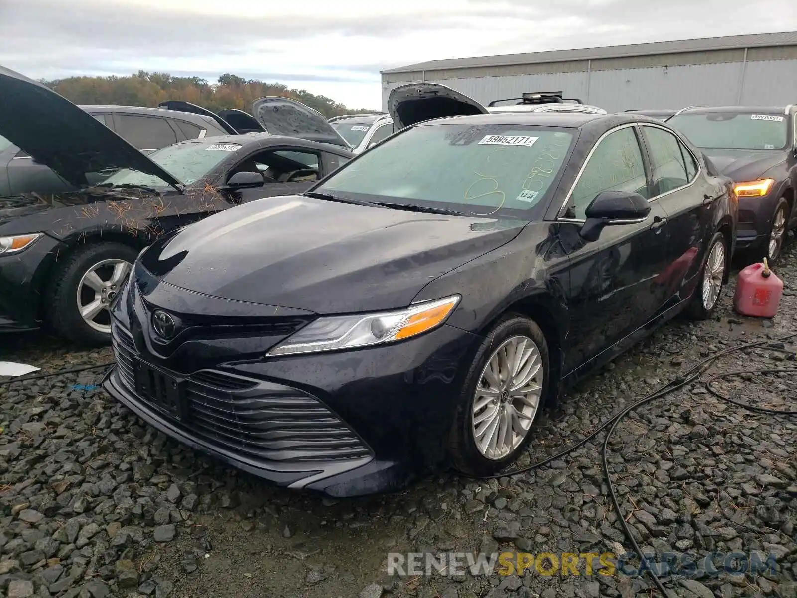 2 Photograph of a damaged car 4T1F11BKXLU011592 TOYOTA CAMRY 2020