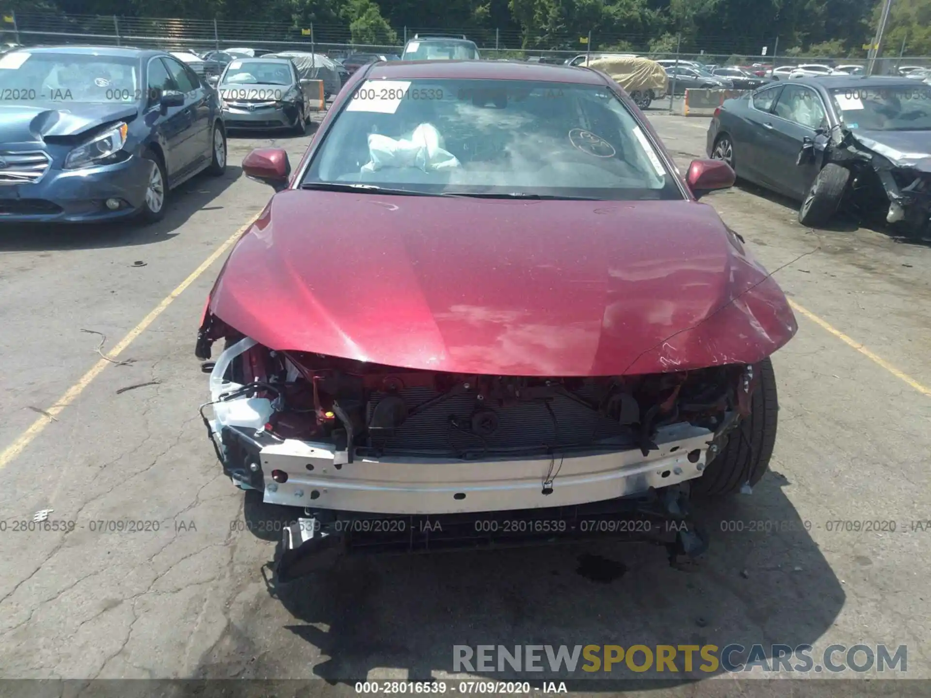 6 Photograph of a damaged car 4T1F31AK0LU526399 TOYOTA CAMRY 2020