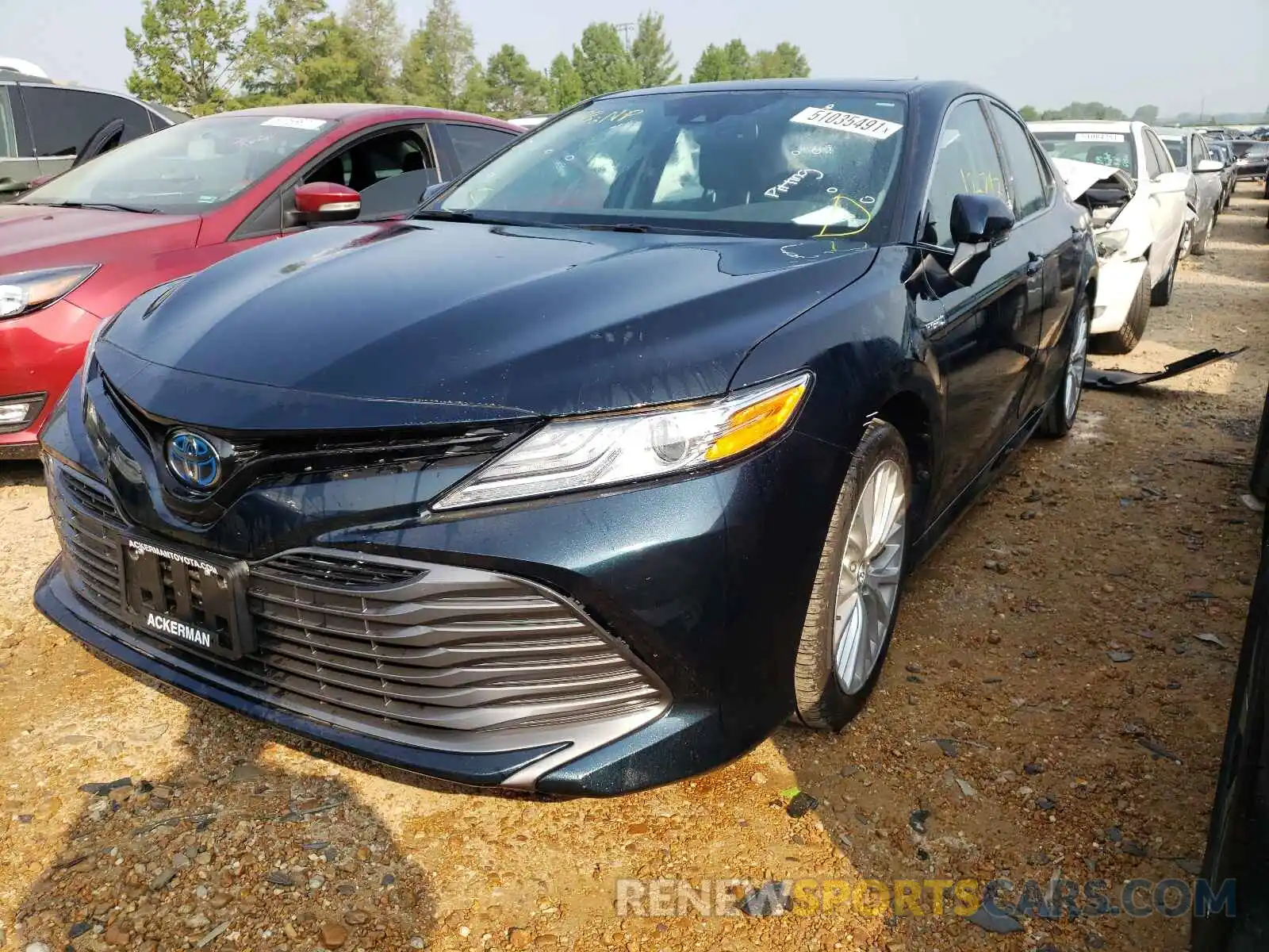 2 Photograph of a damaged car 4T1F31AK1LU530655 TOYOTA CAMRY 2020