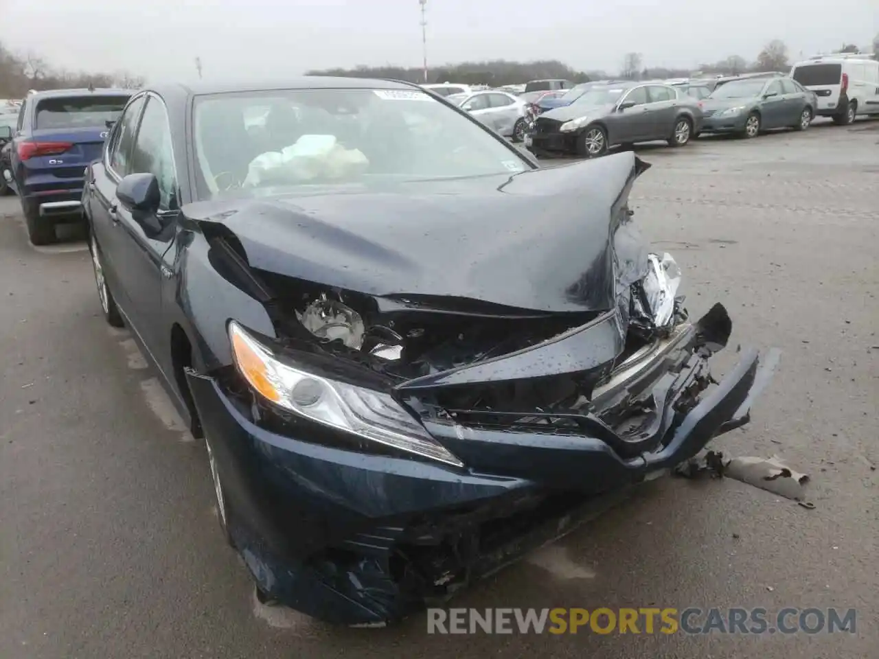 1 Photograph of a damaged car 4T1F31AK1LU536844 TOYOTA CAMRY 2020