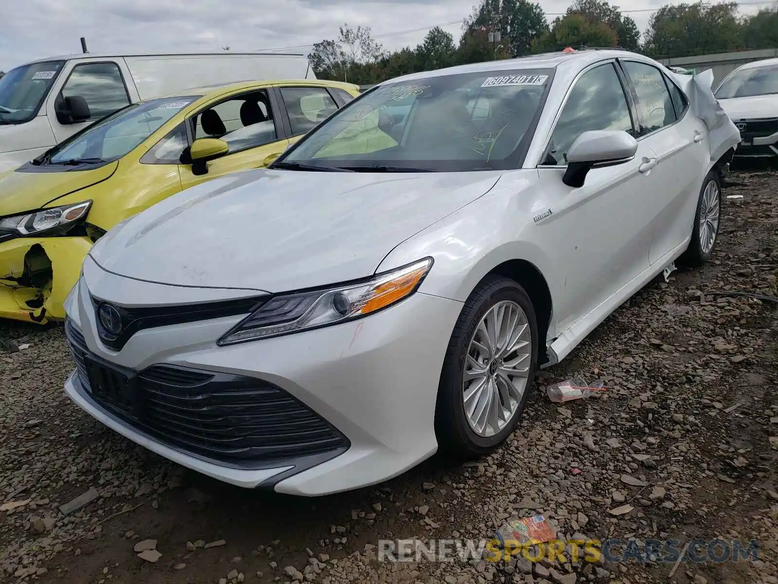 2 Photograph of a damaged car 4T1F31AK1LU544779 TOYOTA CAMRY 2020