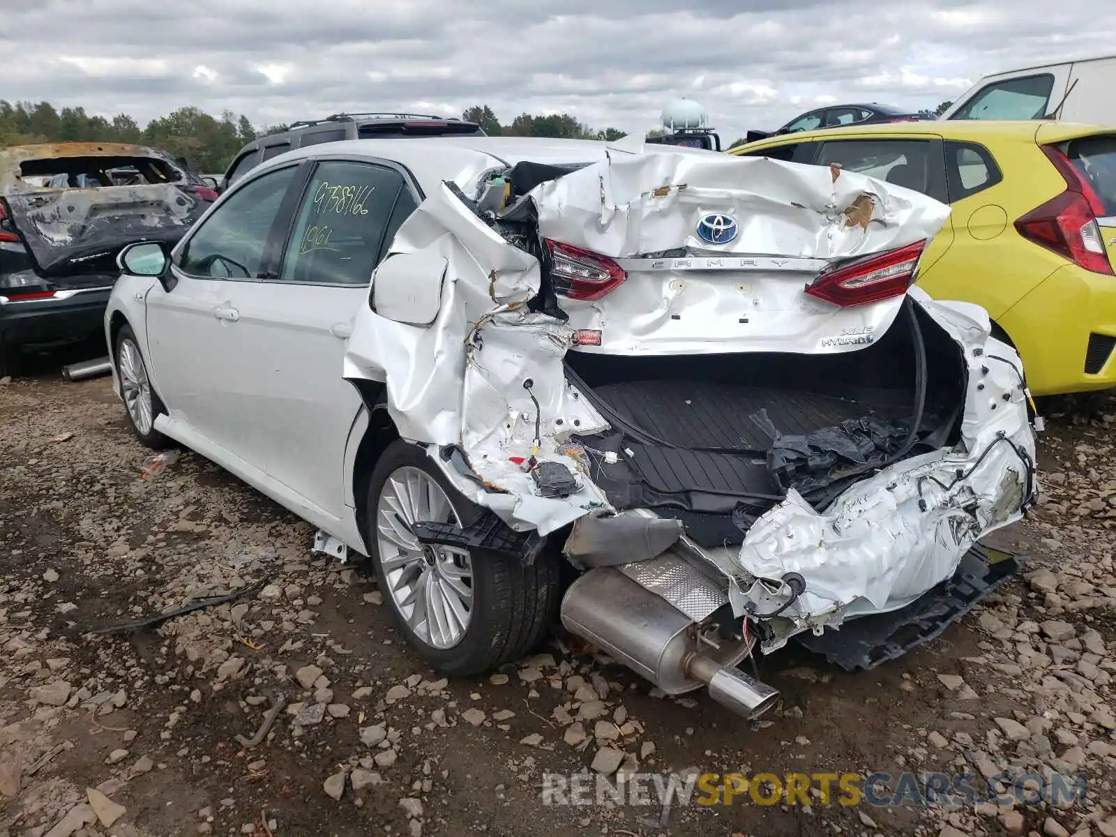 3 Photograph of a damaged car 4T1F31AK1LU544779 TOYOTA CAMRY 2020