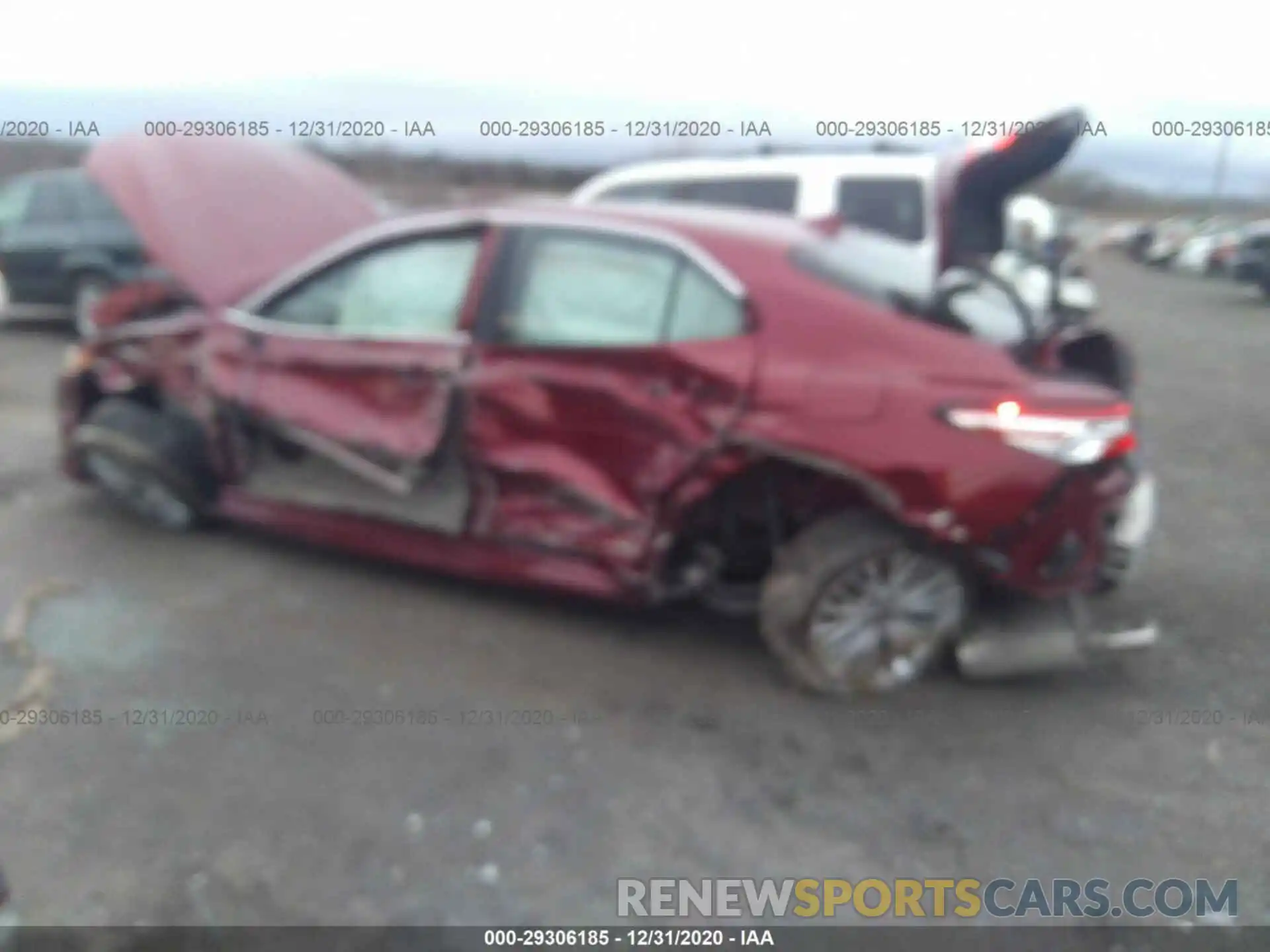 6 Photograph of a damaged car 4T1F31AK1LU544975 TOYOTA CAMRY 2020