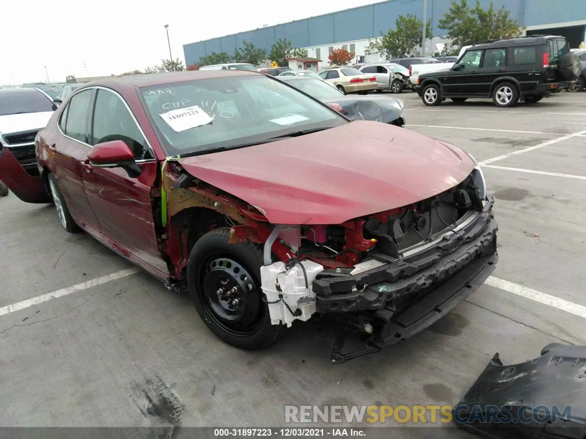 1 Photograph of a damaged car 4T1F31AK2LU012912 TOYOTA CAMRY 2020