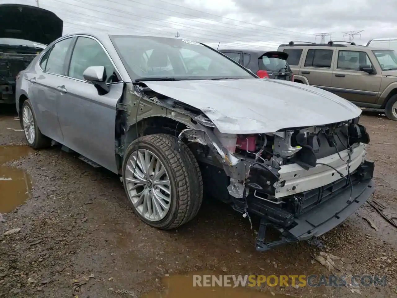 1 Photograph of a damaged car 4T1F31AK2LU539431 TOYOTA CAMRY 2020