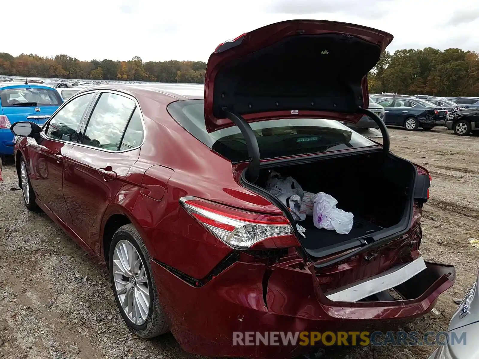 3 Photograph of a damaged car 4T1F31AK3LU012806 TOYOTA CAMRY 2020