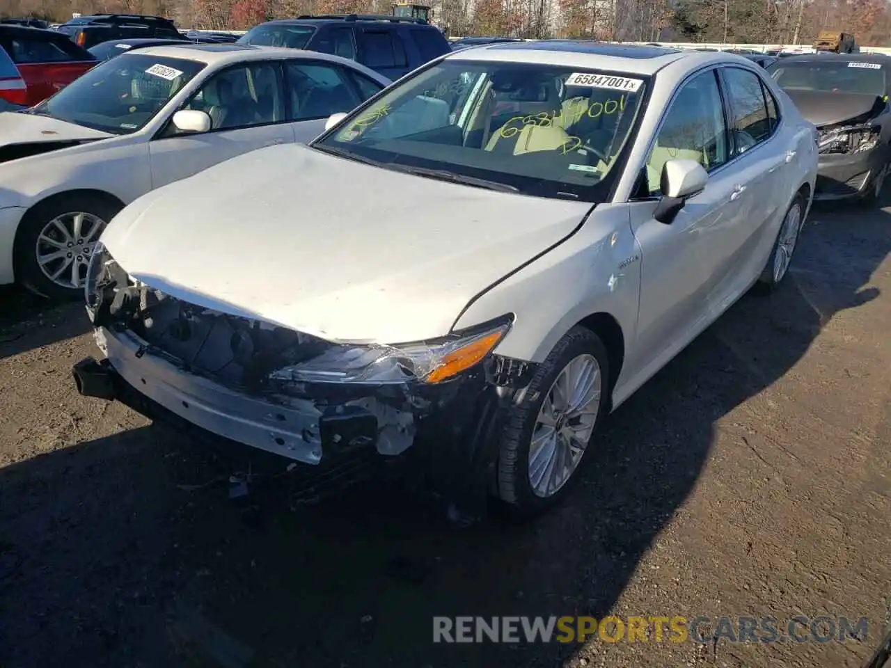 2 Photograph of a damaged car 4T1F31AK3LU014121 TOYOTA CAMRY 2020