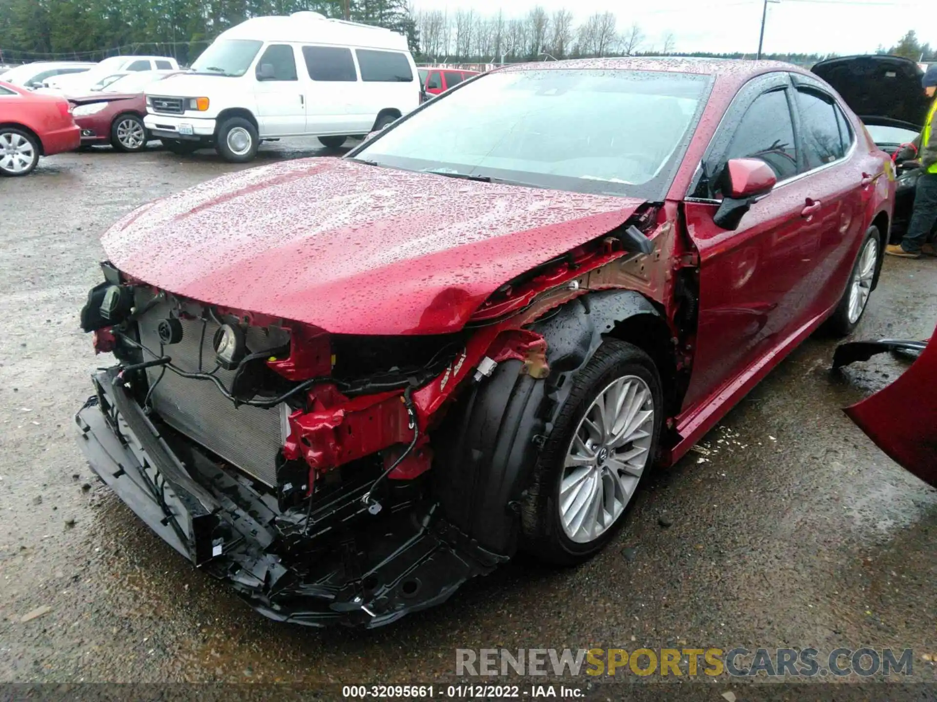 2 Photograph of a damaged car 4T1F31AK3LU520757 TOYOTA CAMRY 2020