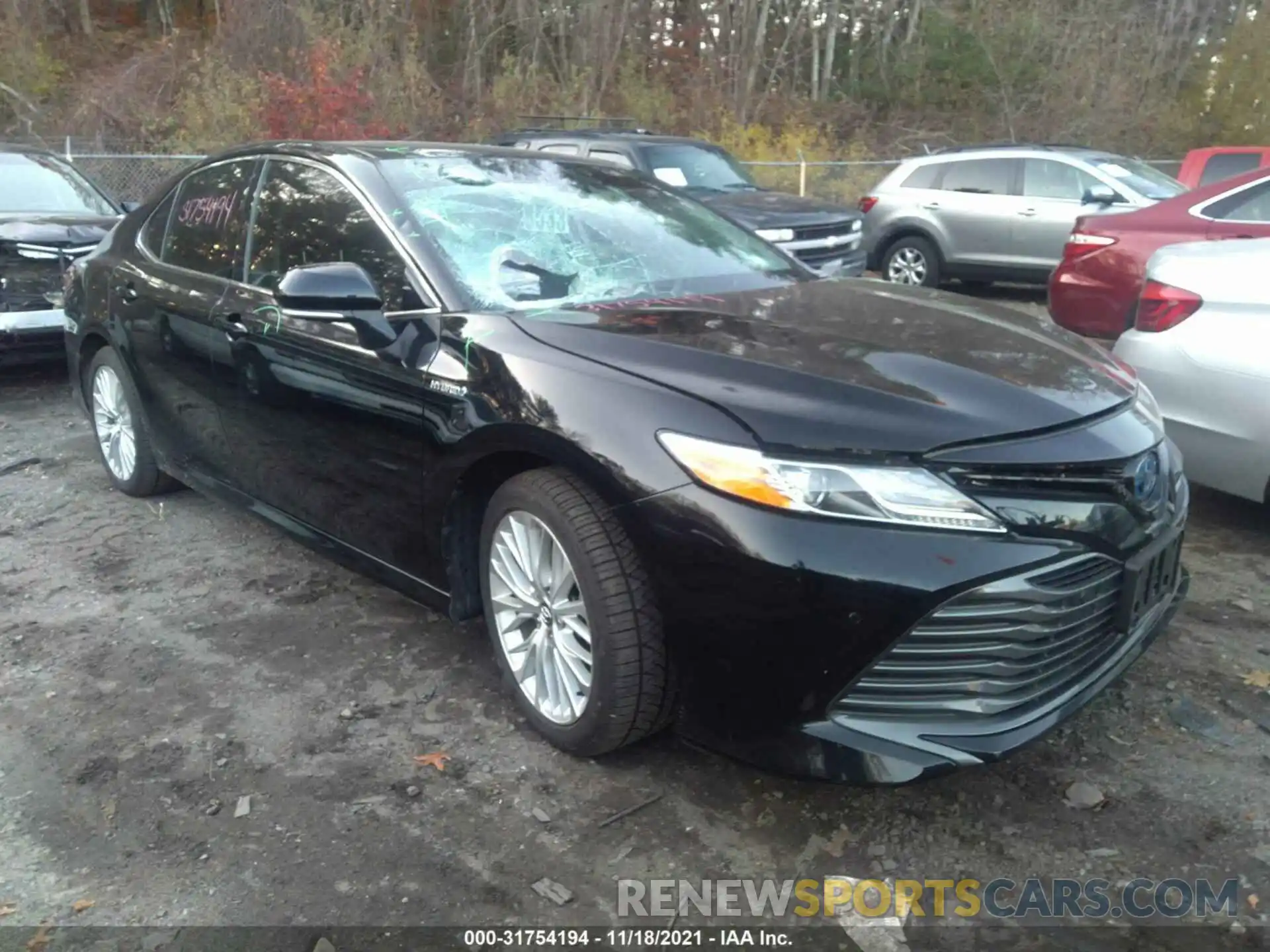 1 Photograph of a damaged car 4T1F31AK3LU525084 TOYOTA CAMRY 2020