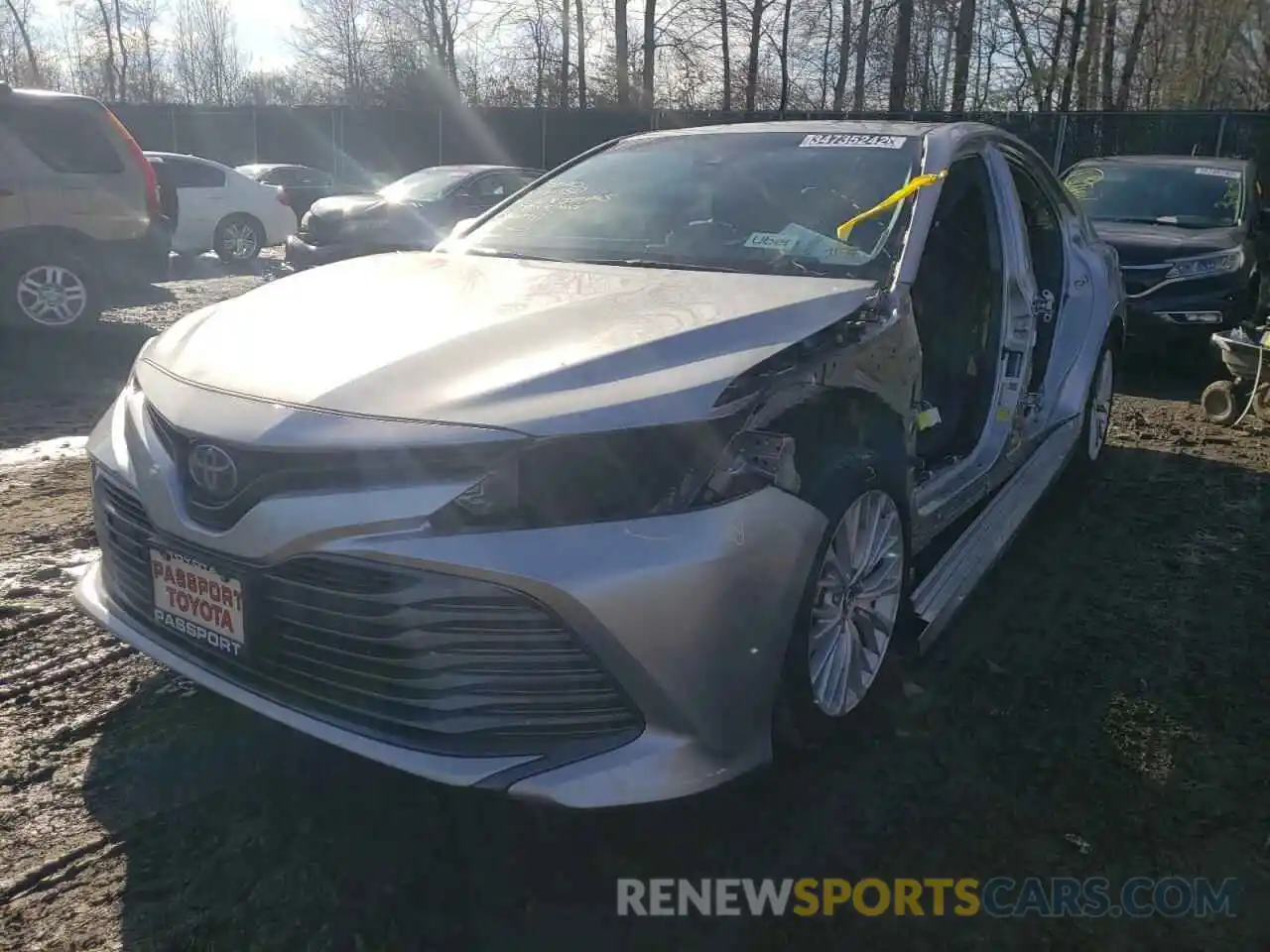 2 Photograph of a damaged car 4T1F31AK3LU527353 TOYOTA CAMRY 2020