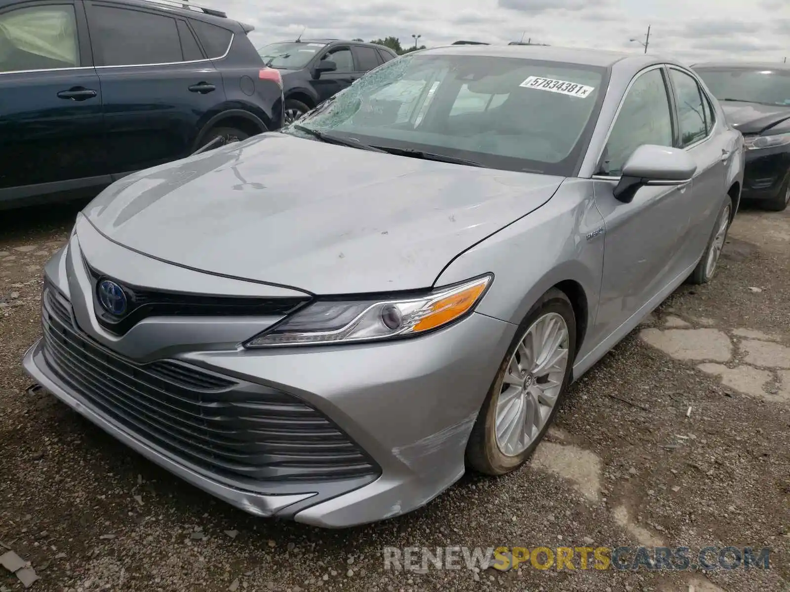 2 Photograph of a damaged car 4T1F31AK3LU530169 TOYOTA CAMRY 2020