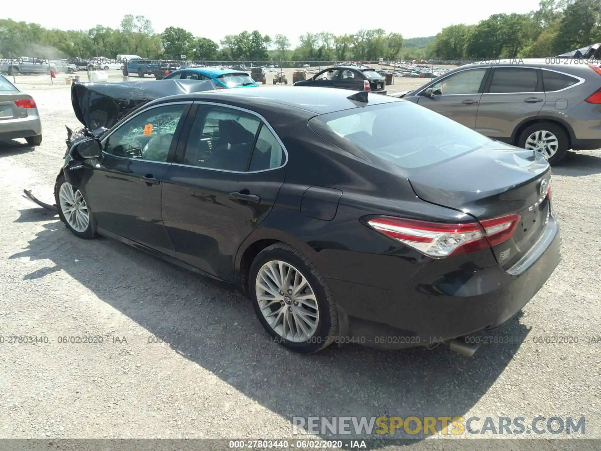 3 Photograph of a damaged car 4T1F31AK4LU009512 TOYOTA CAMRY 2020