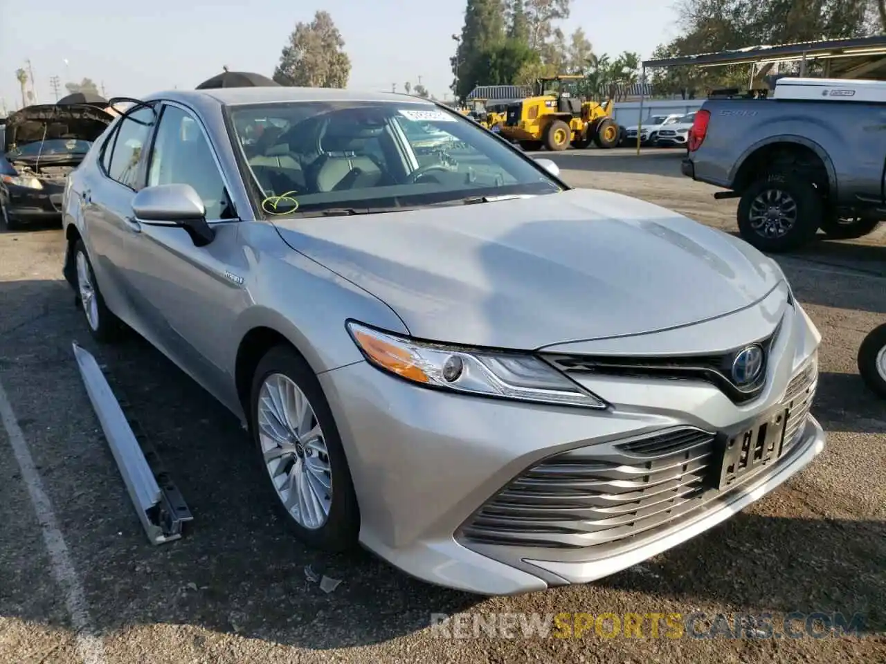 1 Photograph of a damaged car 4T1F31AK4LU014676 TOYOTA CAMRY 2020