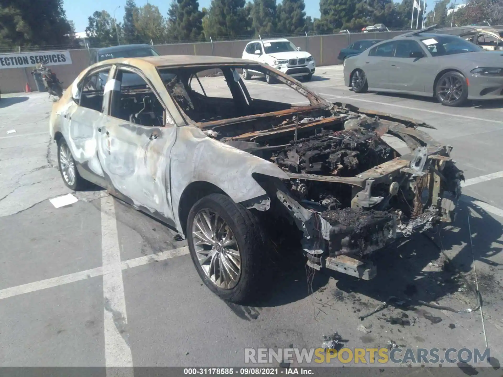 1 Photograph of a damaged car 4T1F31AK4LU532545 TOYOTA CAMRY 2020