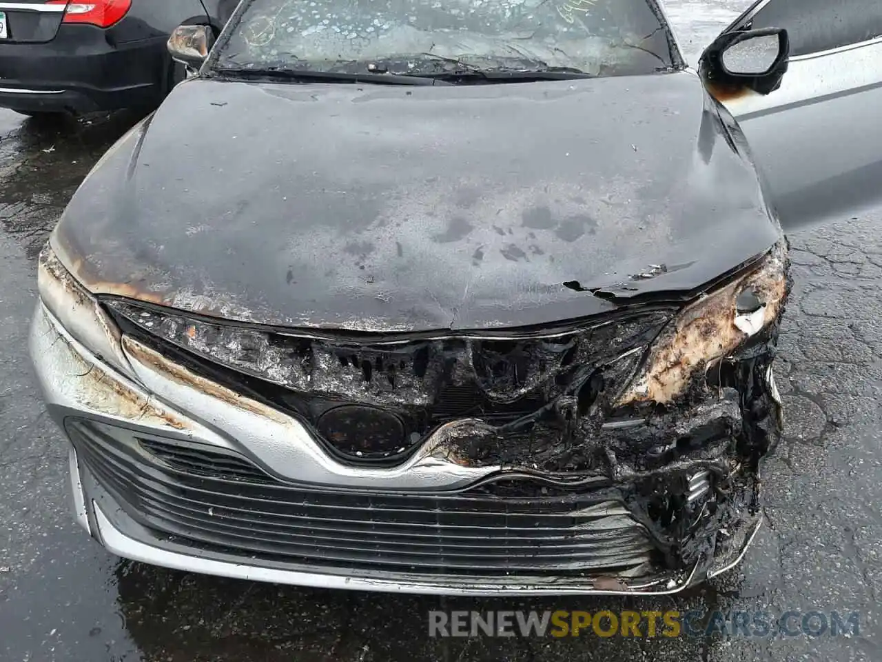 7 Photograph of a damaged car 4T1F31AK4LU538300 TOYOTA CAMRY 2020