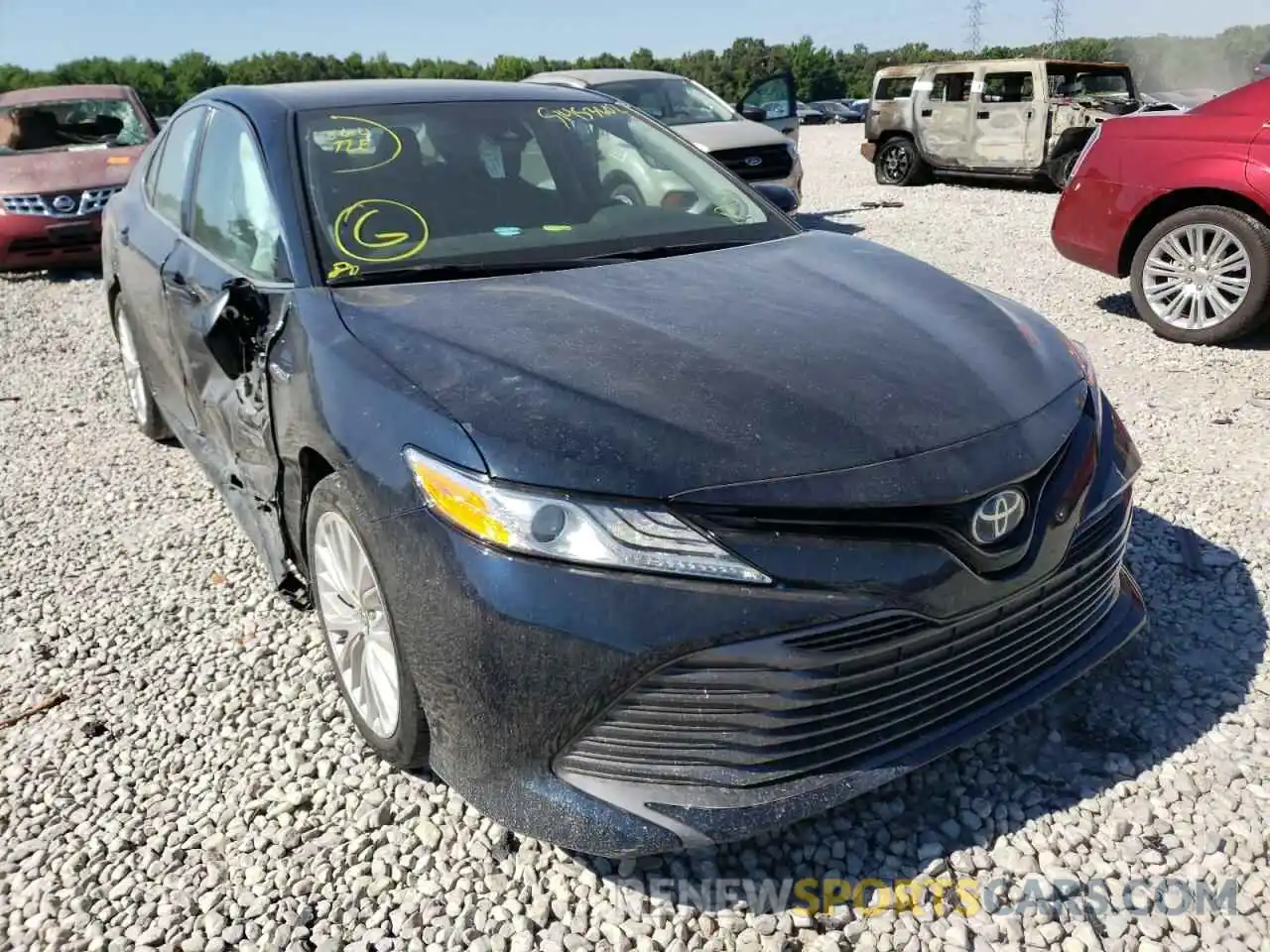 1 Photograph of a damaged car 4T1F31AK5LU518010 TOYOTA CAMRY 2020