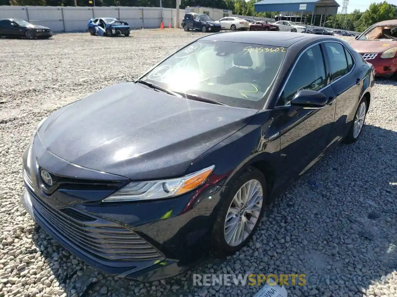 2 Photograph of a damaged car 4T1F31AK5LU518010 TOYOTA CAMRY 2020