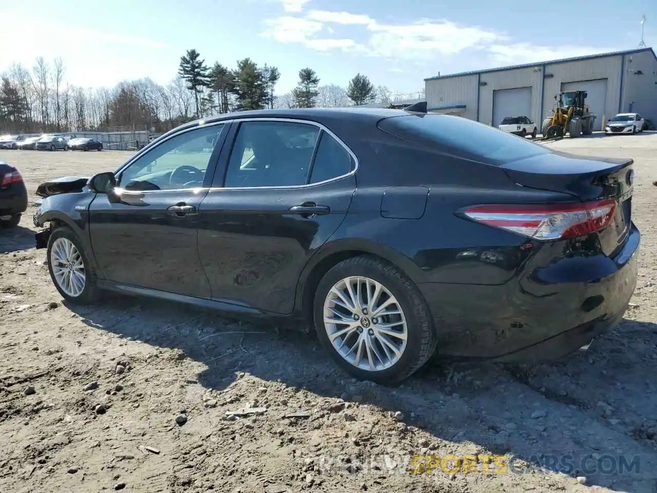 2 Photograph of a damaged car 4T1F31AK5LU543389 TOYOTA CAMRY 2020