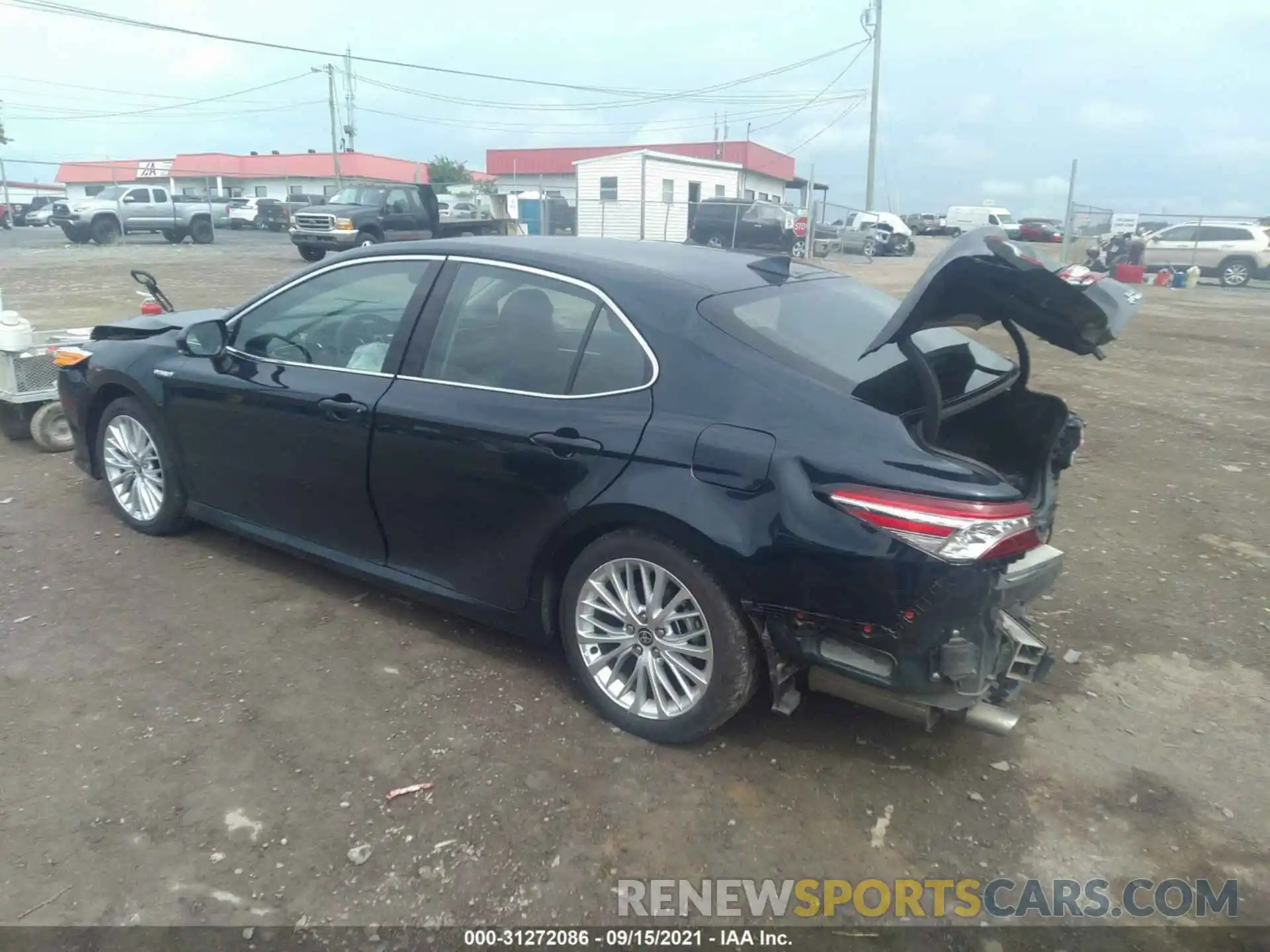 3 Photograph of a damaged car 4T1F31AK5LU545272 TOYOTA CAMRY 2020