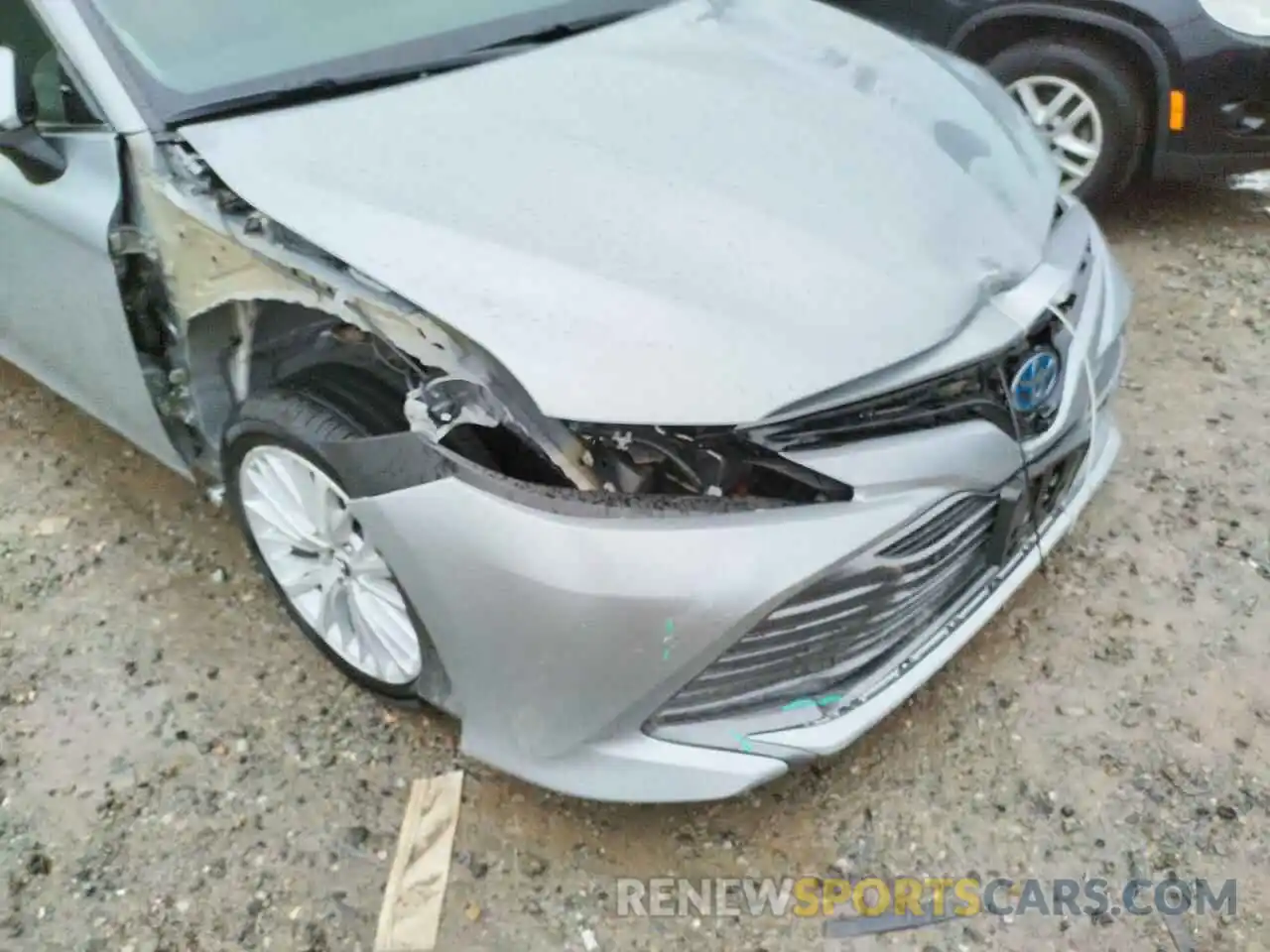 9 Photograph of a damaged car 4T1F31AK6LU522499 TOYOTA CAMRY 2020