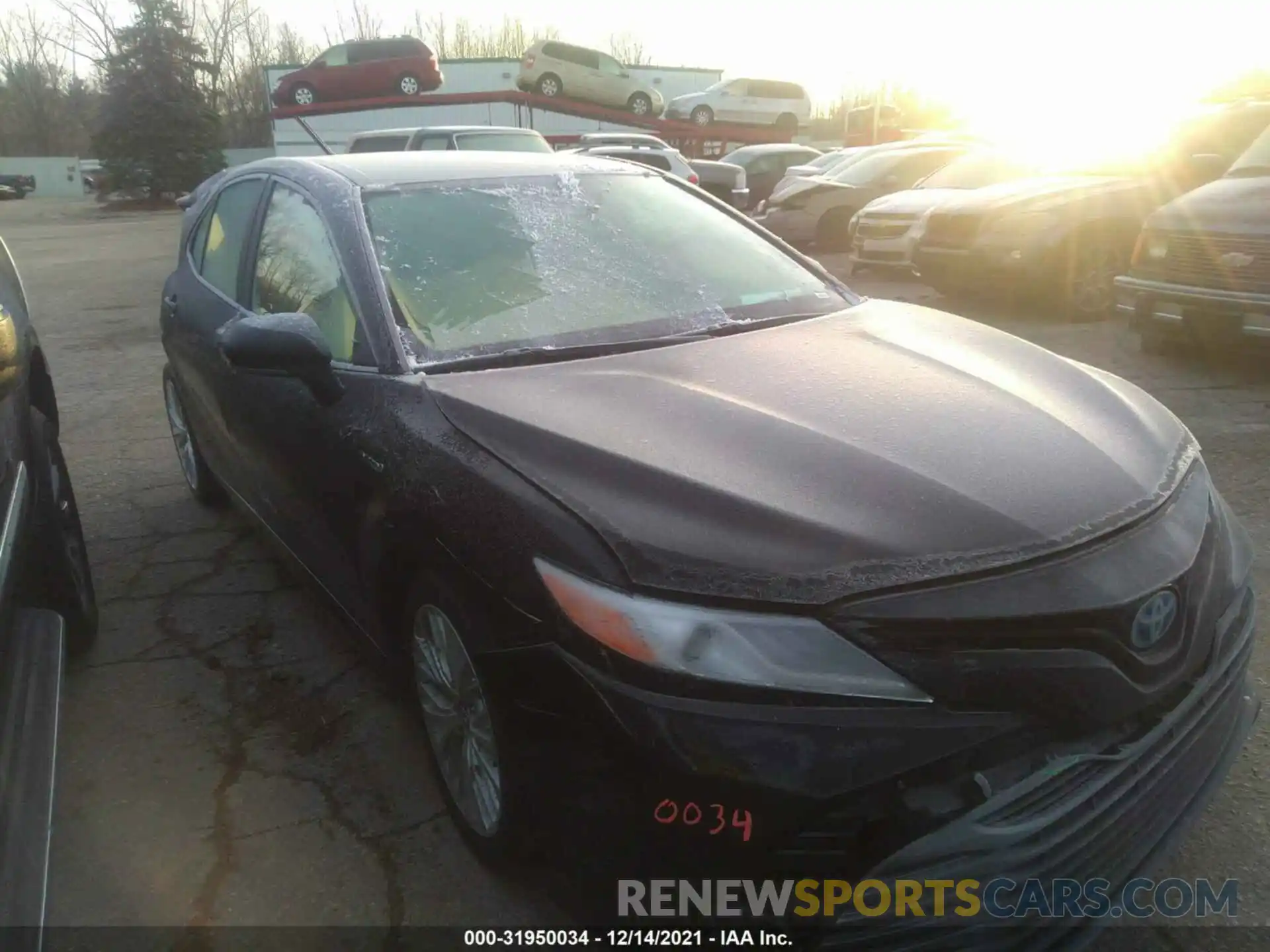 1 Photograph of a damaged car 4T1F31AK6LU523345 TOYOTA CAMRY 2020