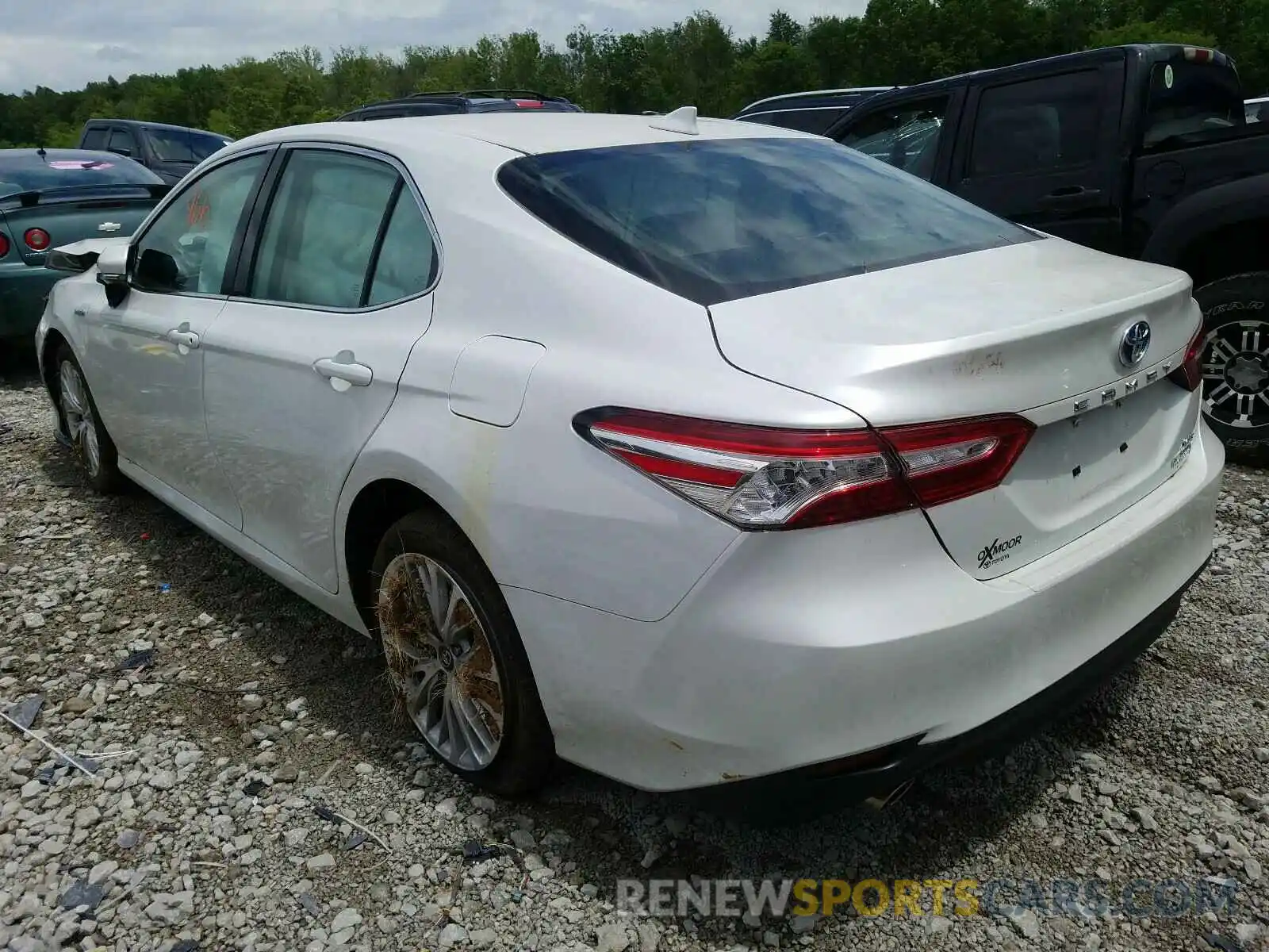 3 Photograph of a damaged car 4T1F31AK6LU528898 TOYOTA CAMRY 2020